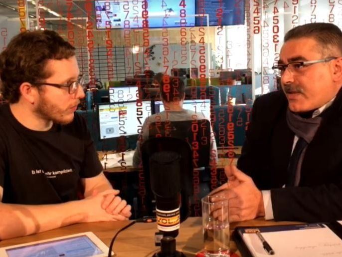 Adnan Dincer will nicht nur Migranten von sich überzeugen. Adnan Dincer will nicht nur Migranten von sich überzeugen.