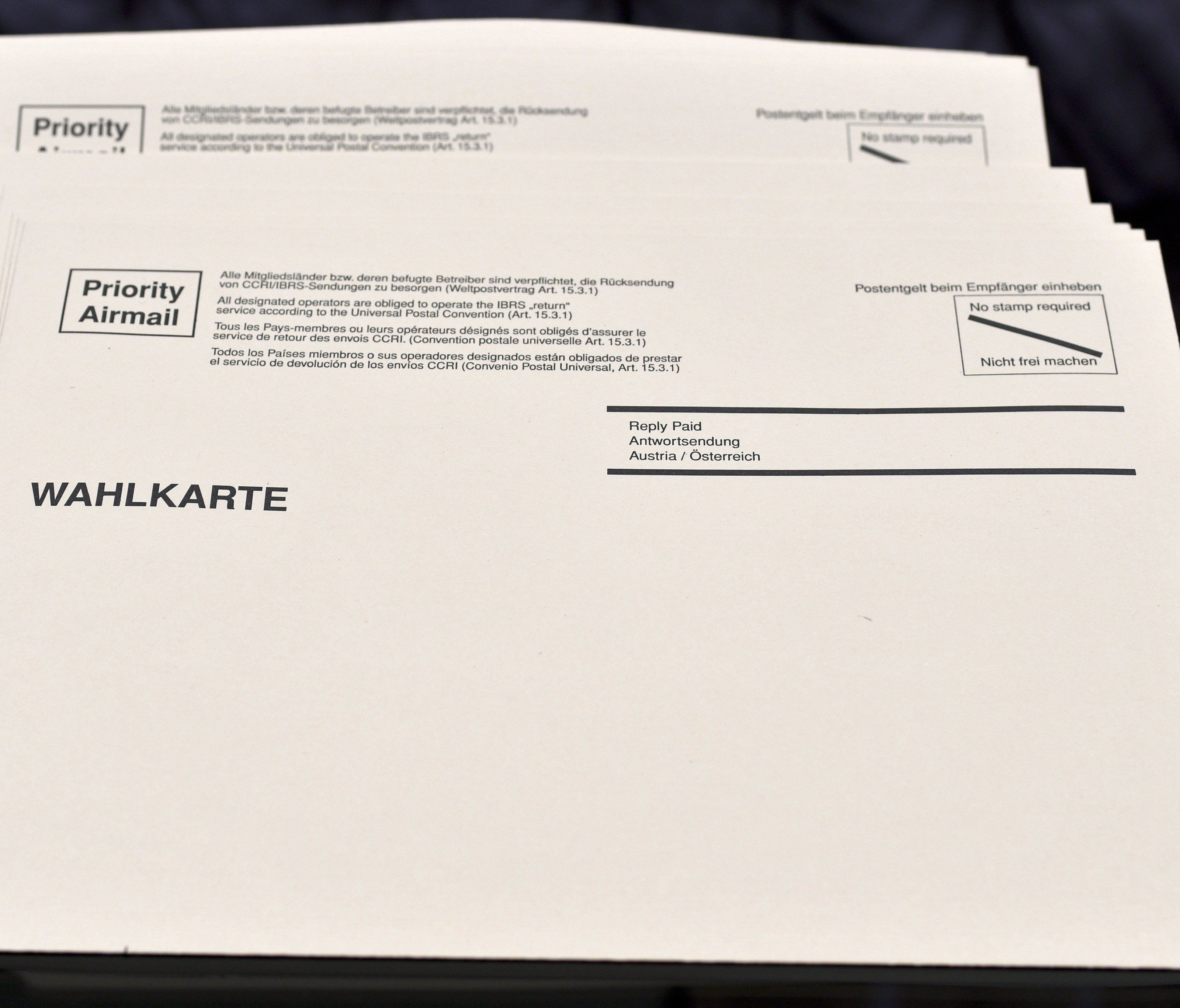 Sollte die Briefwahl beibehalten werden? Sollte die Briefwahl beibehalten werden?