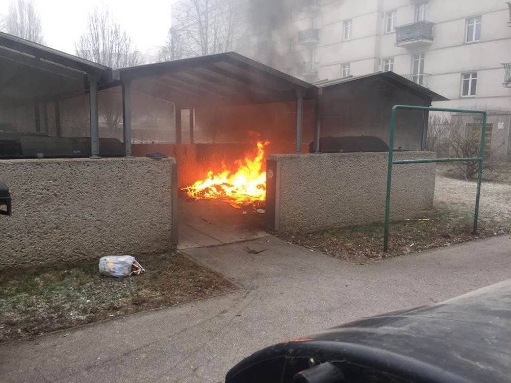 Die brennenden Container in Wien-Brigittenau Die brennenden Container in Wien-Brigittenau
