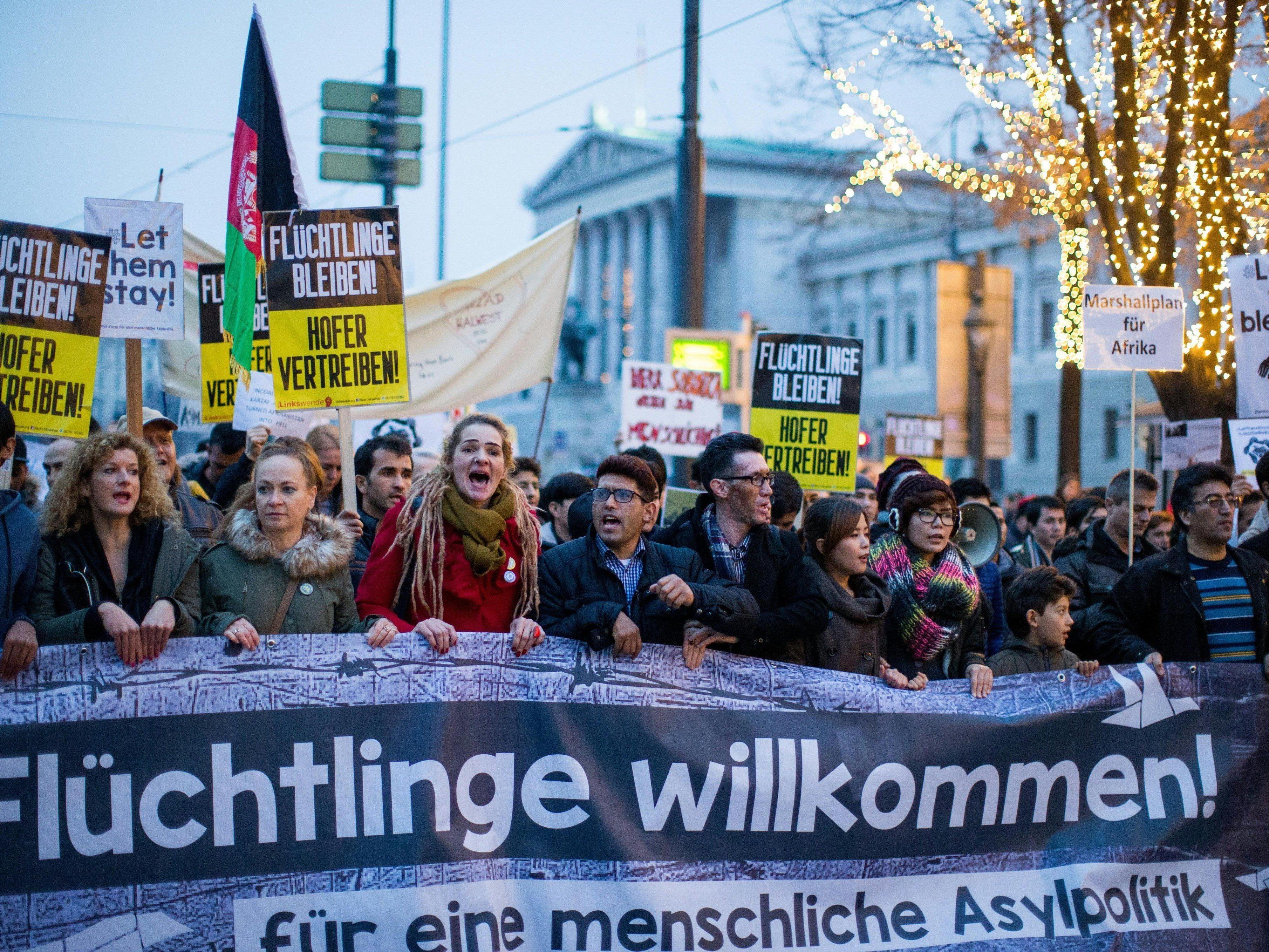 Im November 2016 gab es in Wien Demonstrationen gegen die Abschiebepraxis von Flüchtlingen.