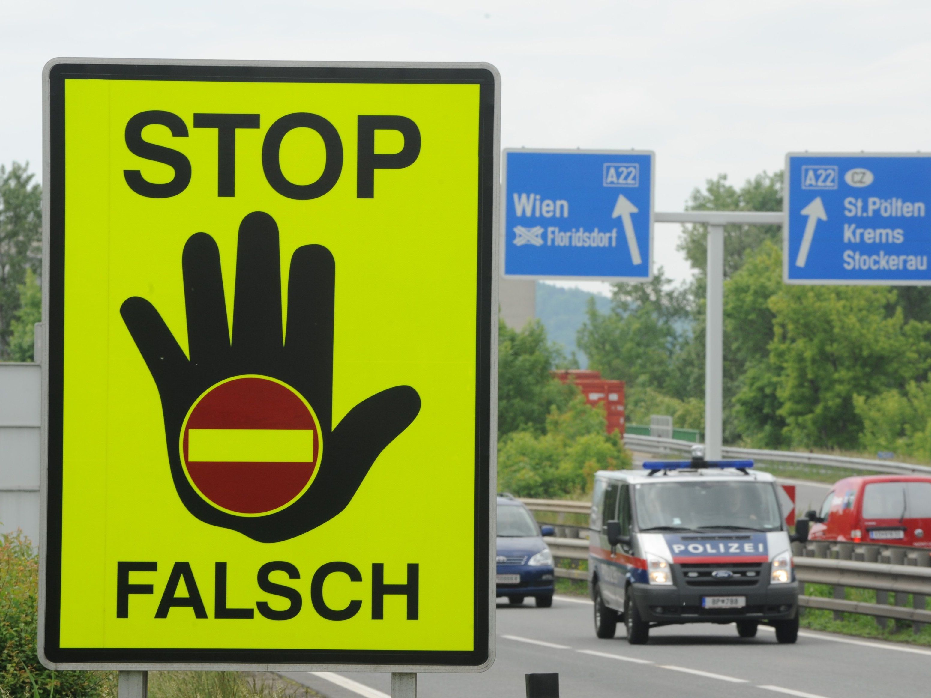 Geisterfahrer nach Unfall auf A2 gestoppt Geisterfahrer nach Unfall auf A2 gestoppt