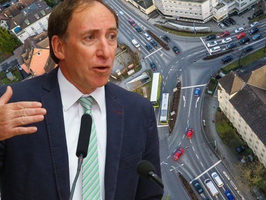 Landesrat Johannes Rauch kann sich aufgrund der hohen Feinstaubbelastung Fahrverbote vorstellen. Landesrat Johannes Rauch kann sich aufgrund der hohen Feinstaubbelastung Fahrverbote vorstellen.