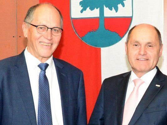 Innenminister Wolfgang Sobotka gibt grünes Licht für den Neubau der Polizeiinspektion in Dornbirn. Innenminister Wolfgang Sobotka gibt grünes Licht für den Neubau der Polizeiinspektion in Dornbirn.