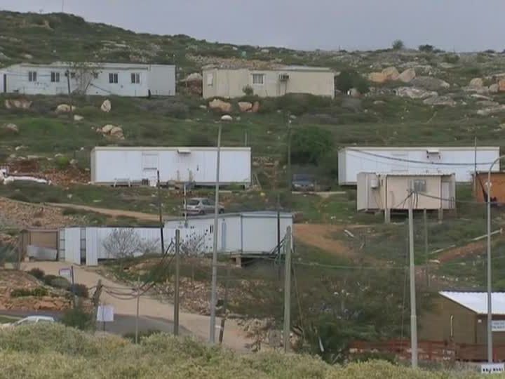 Es gibt Kritik aus vielen Richtungen am Kurs der konservativen Regierung. Es gibt Kritik aus vielen Richtungen am Kurs der konservativen Regierung.