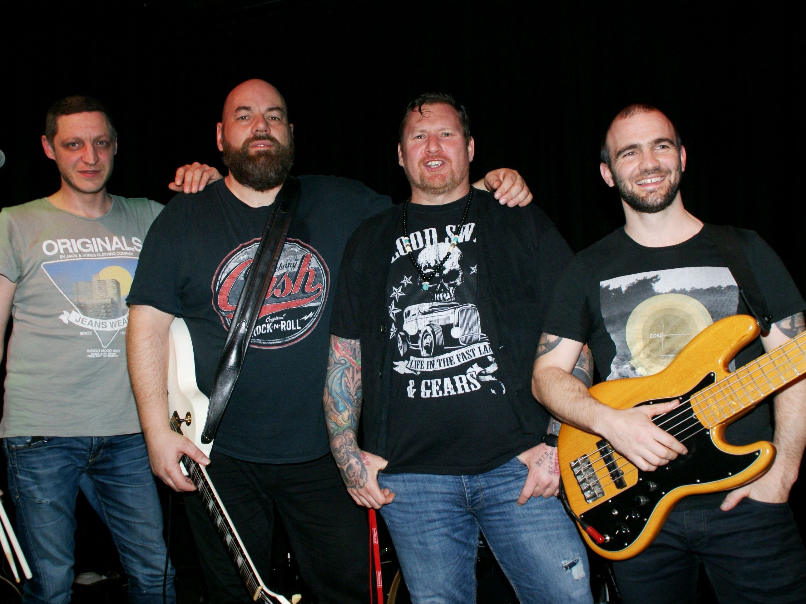 Die Meisterrocker lockten zahlreiche Fans ins RockS. Die Meisterrocker lockten zahlreiche Fans ins RockS.