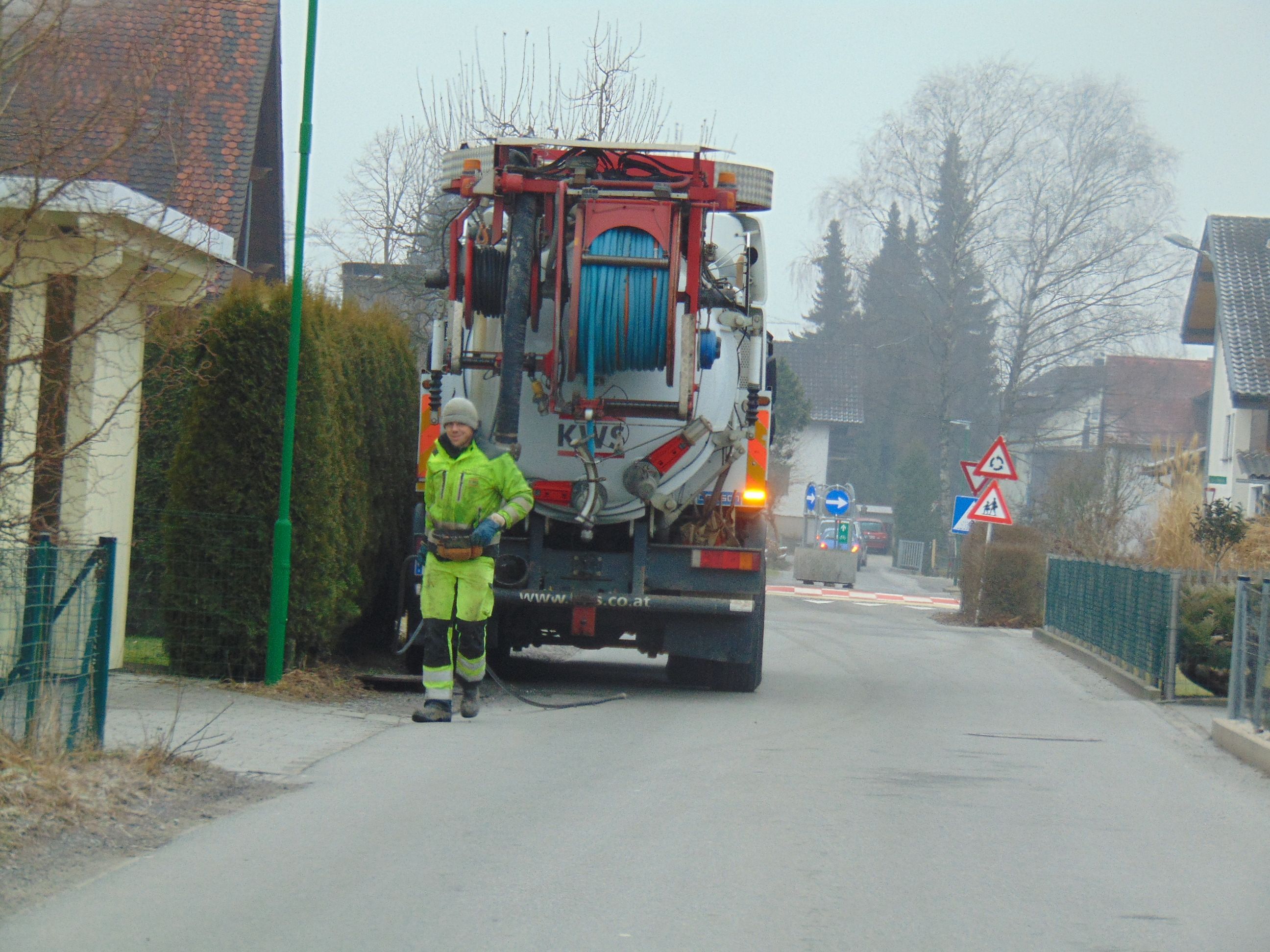Die Inspektionen der Kanäle in Mäder hat bereits begonnen Die Inspektionen der Kanäle in Mäder hat bereits begonnen