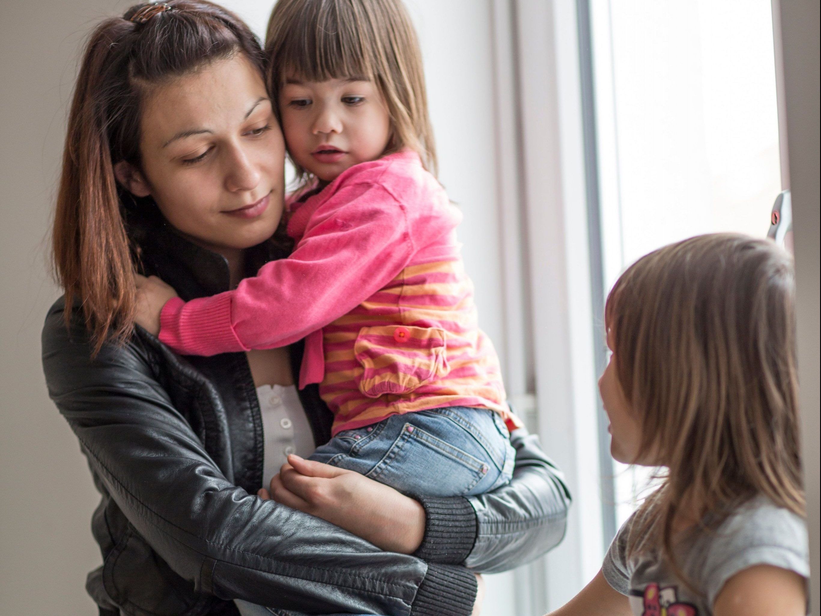 Rund 1000 HaussammlerInnen sind im März wieder unterwegs, um Menschen in verschiedenen Notsituationen in Vorarlberg zu unterstützen. Rund 1000 HaussammlerInnen sind im März wieder unterwegs, um Menschen in verschiedenen Notsituationen in Vorarlberg zu unterstützen.