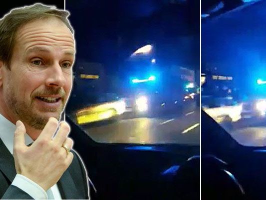 Die Polizei vermutet ein Beziehungskonflikt hinter der Massenschlägerei. Die Polizei vermutet ein Beziehungskonflikt hinter der Massenschlägerei.