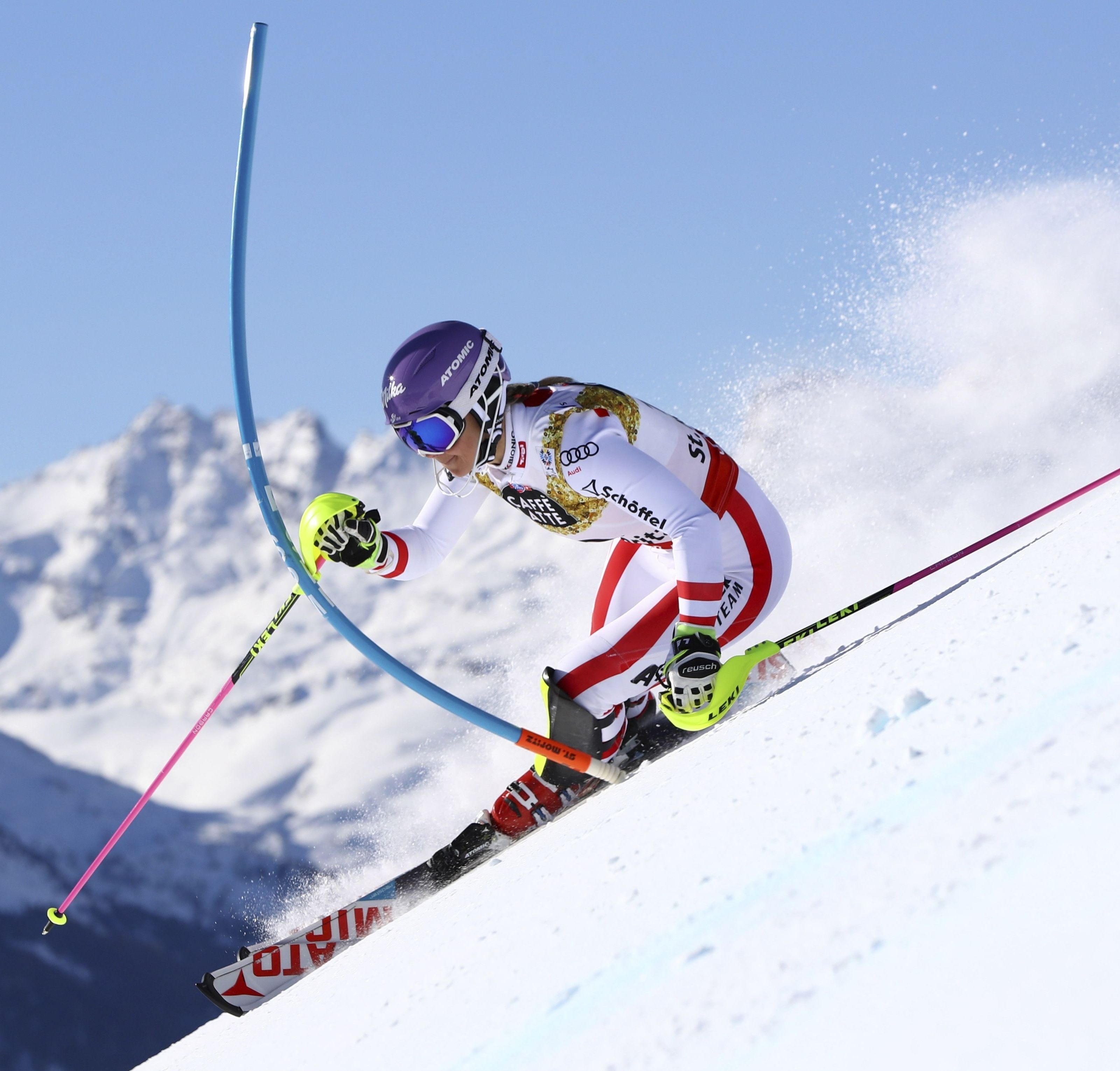 Kirchgasser fährt in Crans Montana um ersten Kombinations-Weltcupsieg.