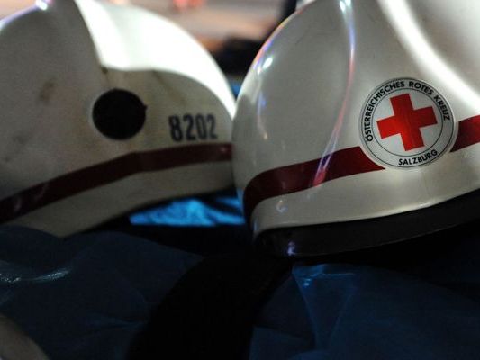Ein Vater und seine zehnjährige Tochter verletzten sich bei einem Unfall in Viktorsberg schwer. Ein Vater und seine zehnjährige Tochter verletzten sich bei einem Unfall in Viktorsberg schwer.