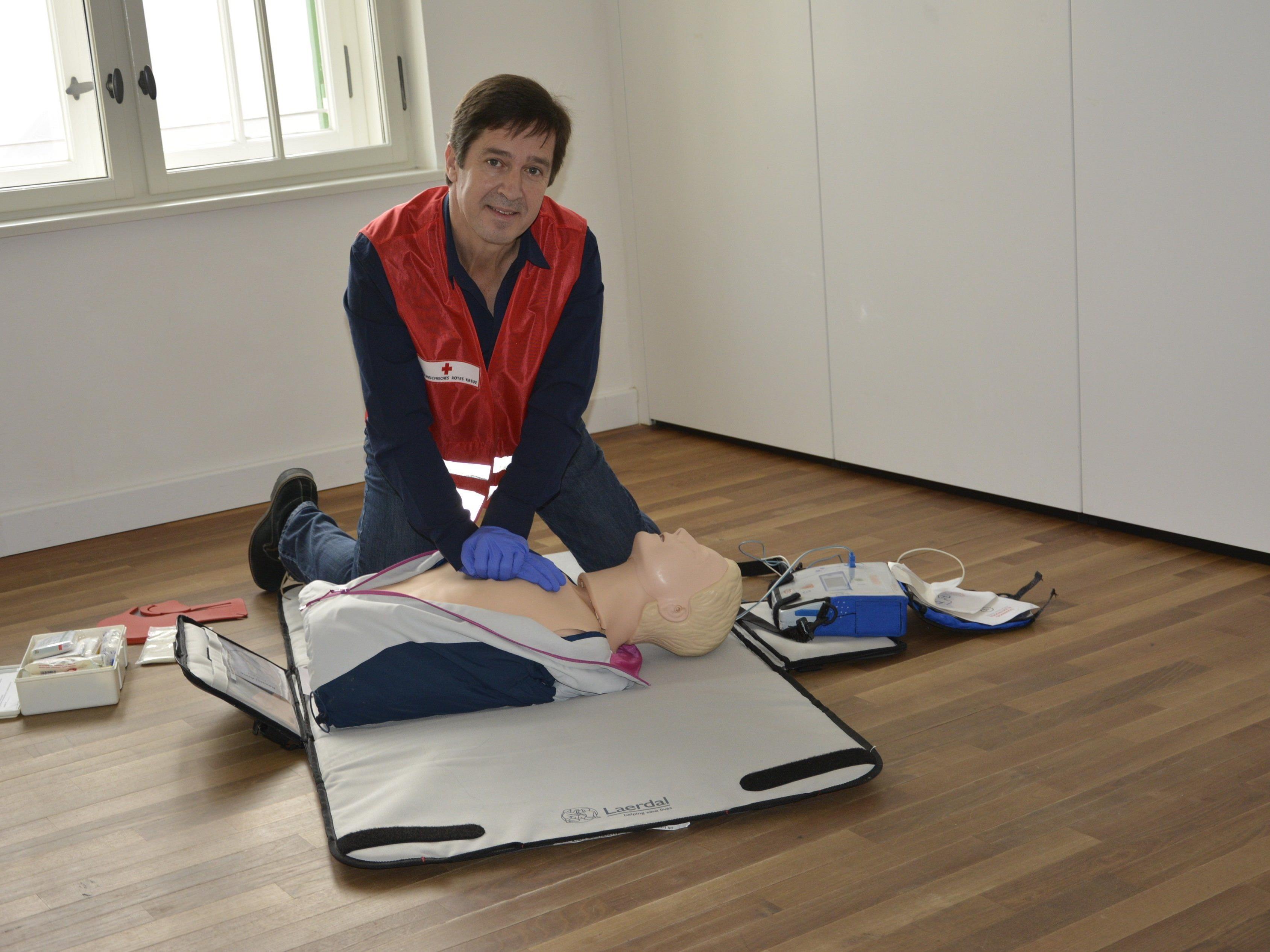 Seit Jugend an ist Sigi Hämmerle beim Roten-Kreuz Lustenau im ehrenamtlichen Dienst.