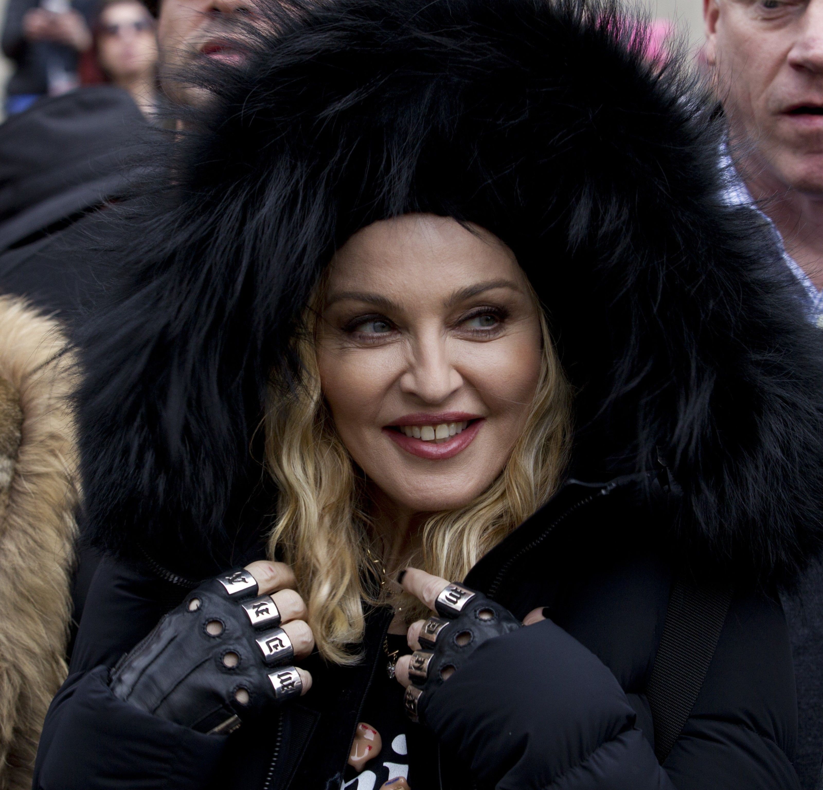 Madonna hat zwei weitere Kinder aus Malawi adoptiert. Madonna hat zwei weitere Kinder aus Malawi adoptiert.