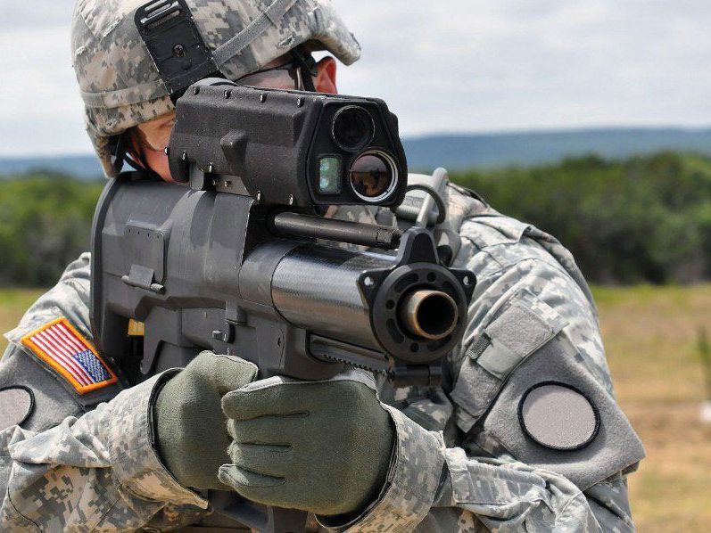 Das "XM-25" ist eine gemeinsame Entwicklung von Orbital ATK und Heckler & Koch. Das "XM-25" ist eine gemeinsame Entwicklung von Orbital ATK und Heckler & Koch.