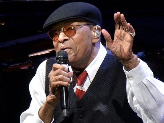 Der US-Jazzsänger Al Jarreau starb am Sonntag in Los Angeles. Der US-Jazzsänger Al Jarreau starb am Sonntag in Los Angeles.