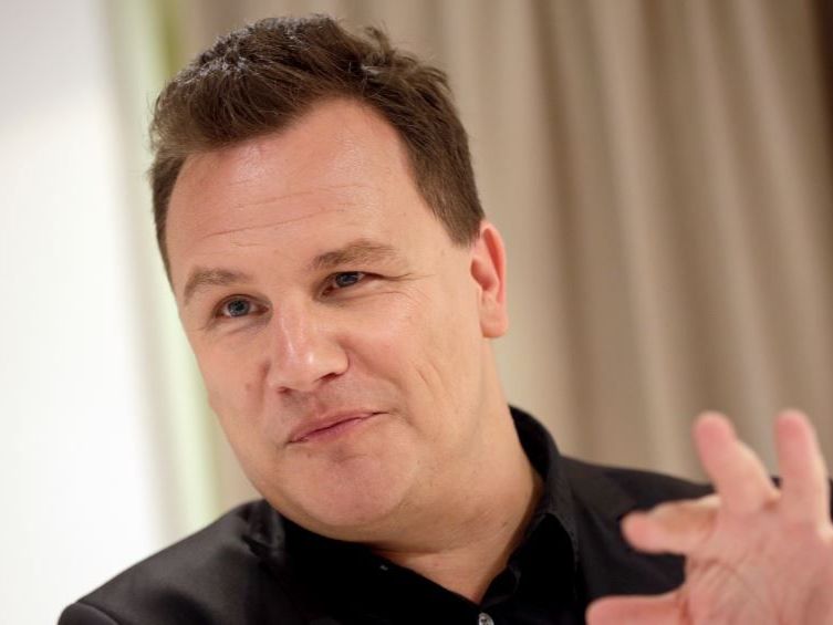 Versehentlich high auf Ibiza: Guido Maria Kretschmer. Versehentlich high auf Ibiza: Guido Maria Kretschmer.