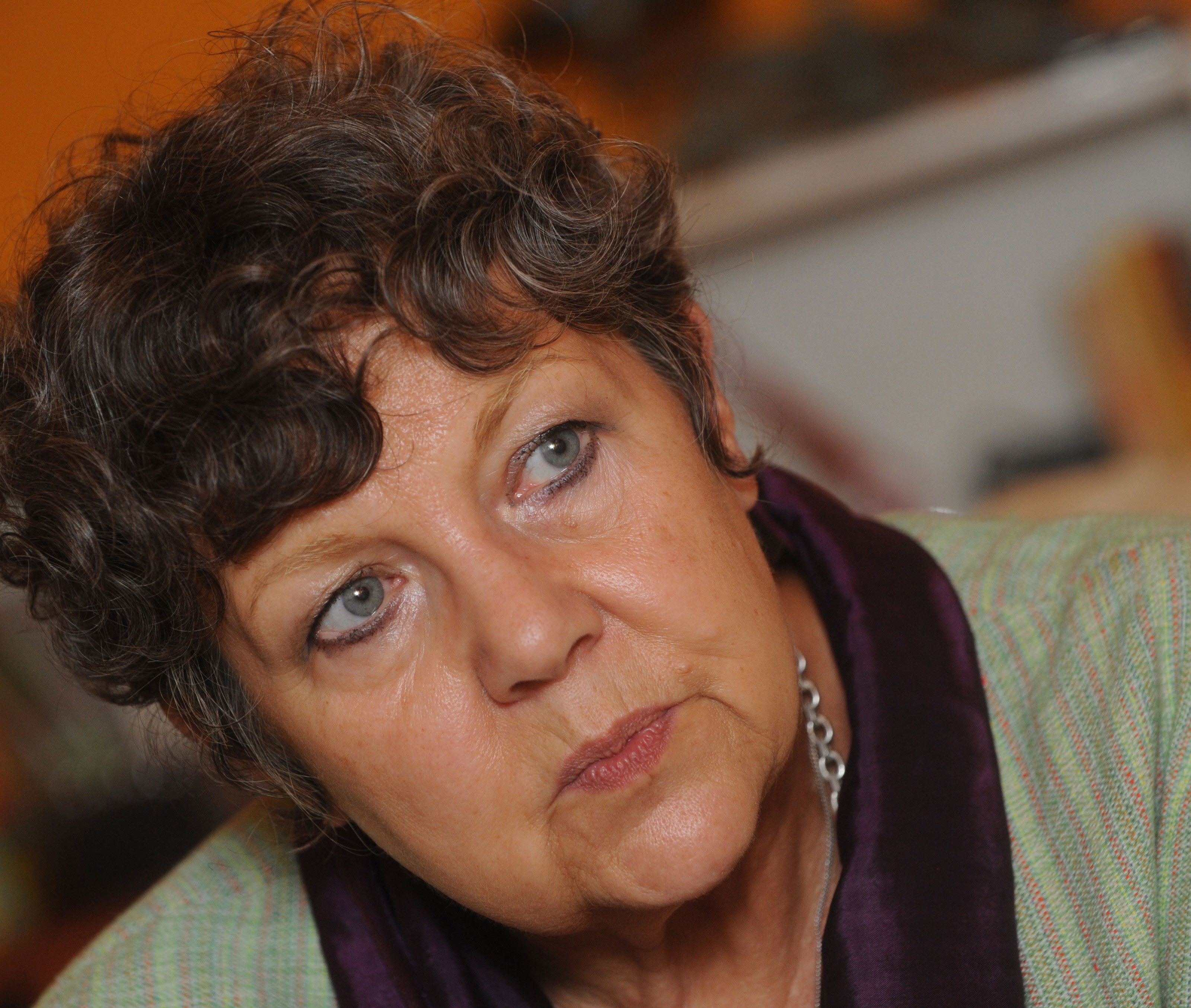 Die Psychoanalytikerin, Juristin, Soziologin und Pädagogin Rotraud Perner wurde bei einem Handgemenge verletzt Die Psychoanalytikerin, Juristin, Soziologin und Pädagogin Rotraud Perner wurde bei einem Handgemenge verletzt