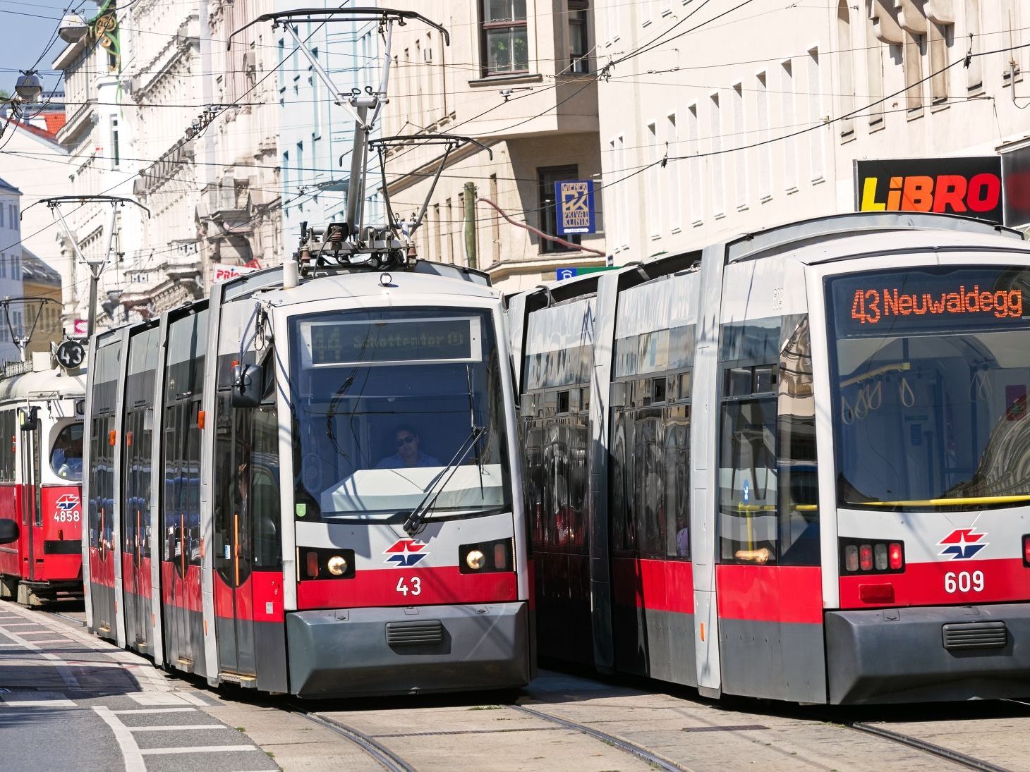 Zahlreiche Störungen bei den Wiener Linien am Freitag in der Früh. Zahlreiche Störungen bei den Wiener Linien am Freitag in der Früh.