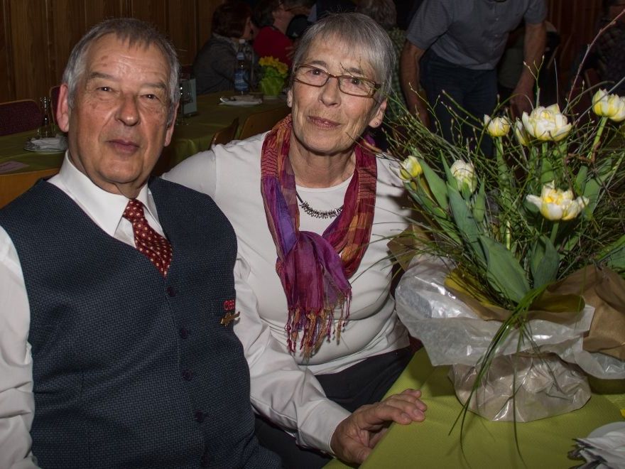 60 Jahre Eisenbahnermusikant - Dr. Emmerich Auer mit Gattin Irmgard 60 Jahre Eisenbahnermusikant - Dr. Emmerich Auer mit Gattin Irmgard