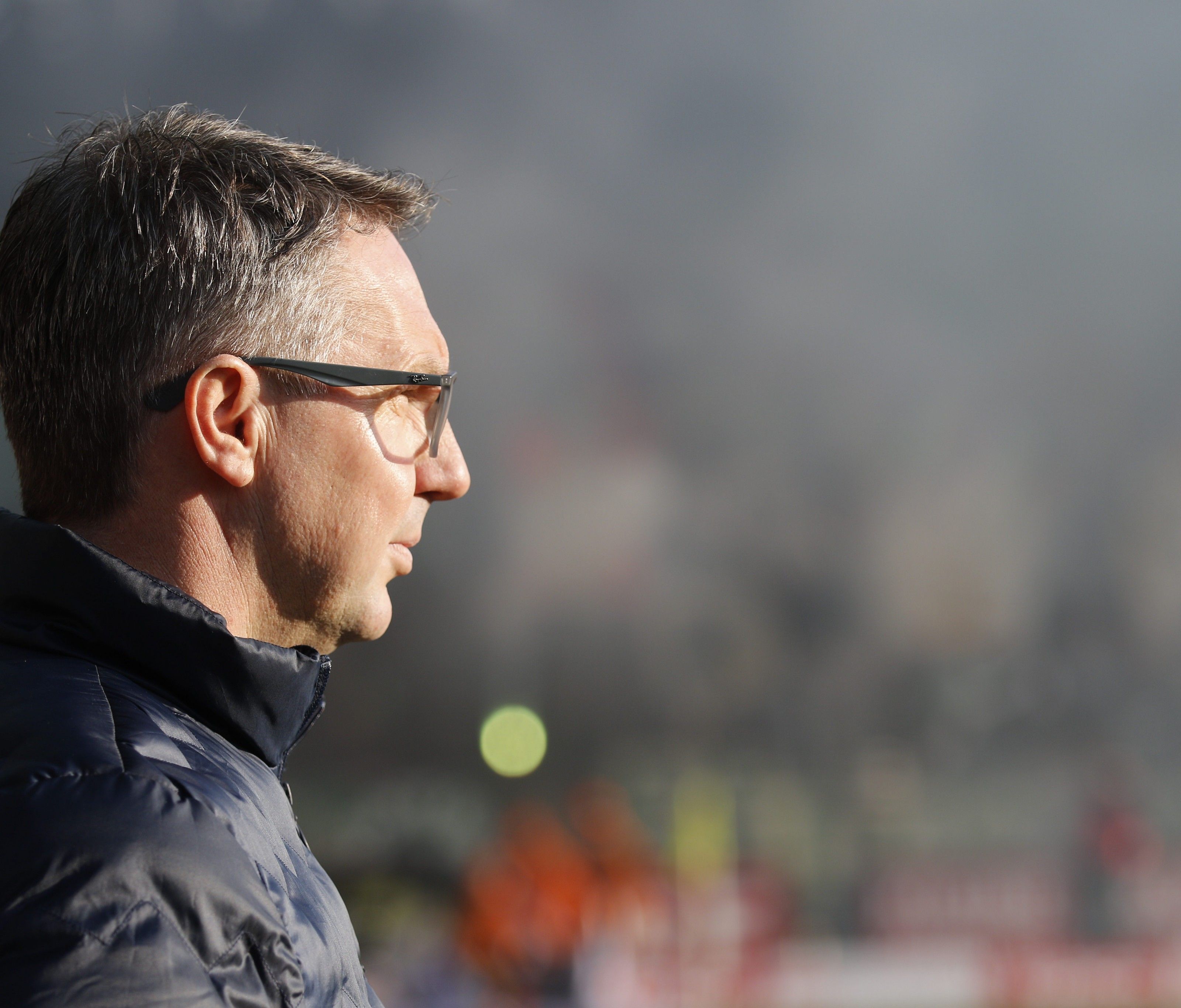 Rapid-Trainer Damir Canadi war nach dem 1:1 gegen Mattersburg angespannt. Rapid-Trainer Damir Canadi war nach dem 1:1 gegen Mattersburg angespannt.