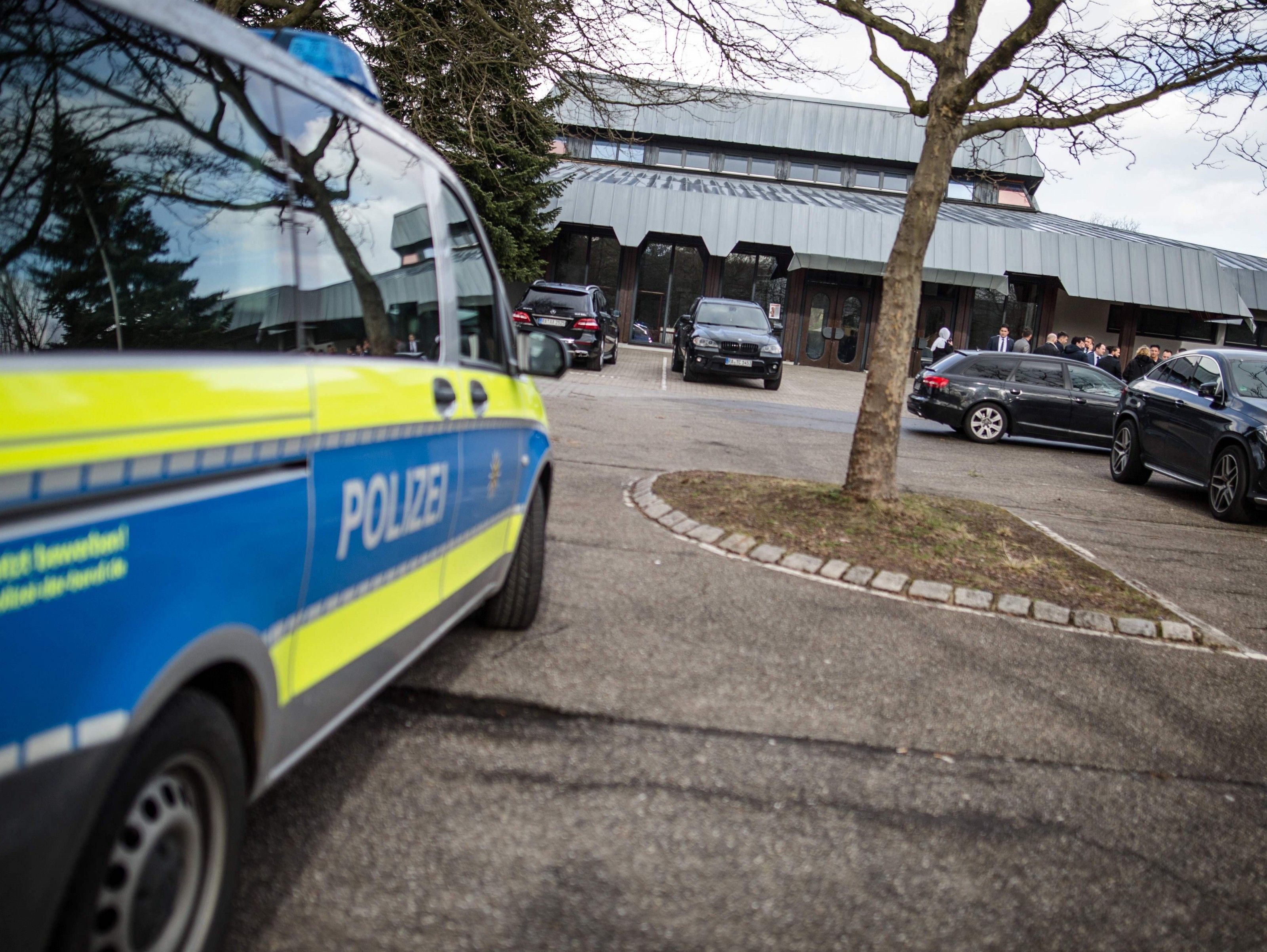 Nach der Auftritts-Absage eines türkischen Politikers ging in Gaggenau eine Bombendrohung ein.