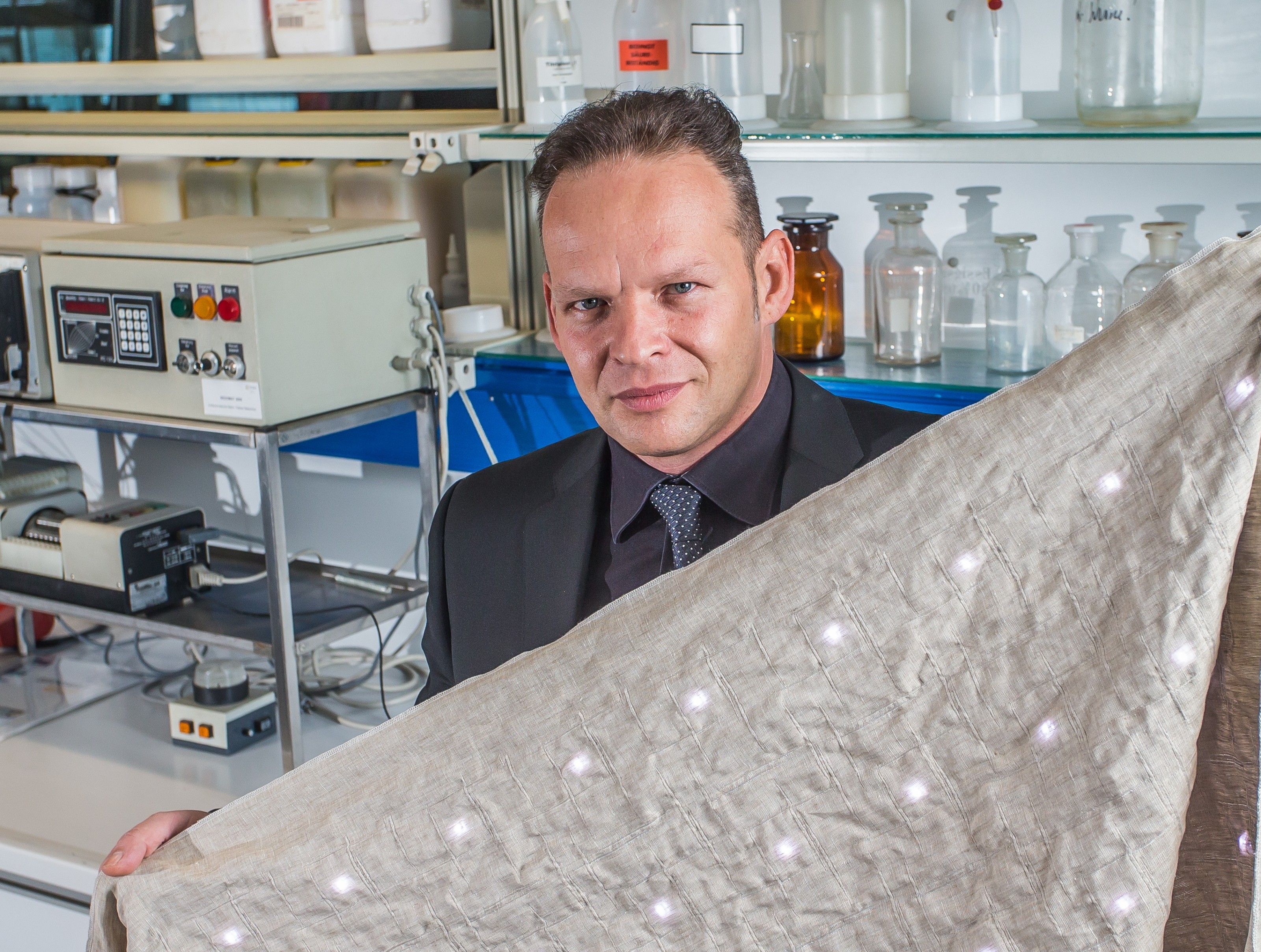 Laut dem Unternehmer Günter Grabher könnte Gore-Tex schon längst umweltfreundlich produzieren Laut dem Unternehmer Günter Grabher könnte Gore-Tex schon längst umweltfreundlich produzieren