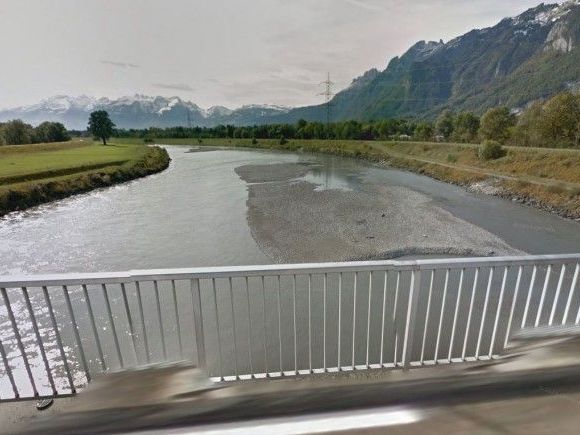 Bei der am Freitag aus dem Rhein geborgenen Leiche handelt es sich um eine 72-jährige Schweizerin. Bei der am Freitag aus dem Rhein geborgenen Leiche handelt es sich um eine 72-jährige Schweizerin.