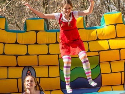 40 Jahre Luftburg wird ordentlich gefeiert 40 Jahre Luftburg wird ordentlich gefeiert