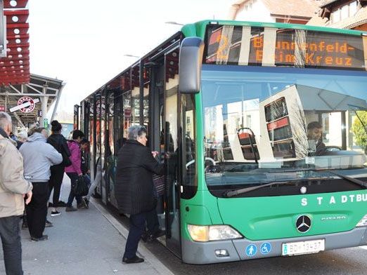 Stadtbus feiert 20 Jahre.