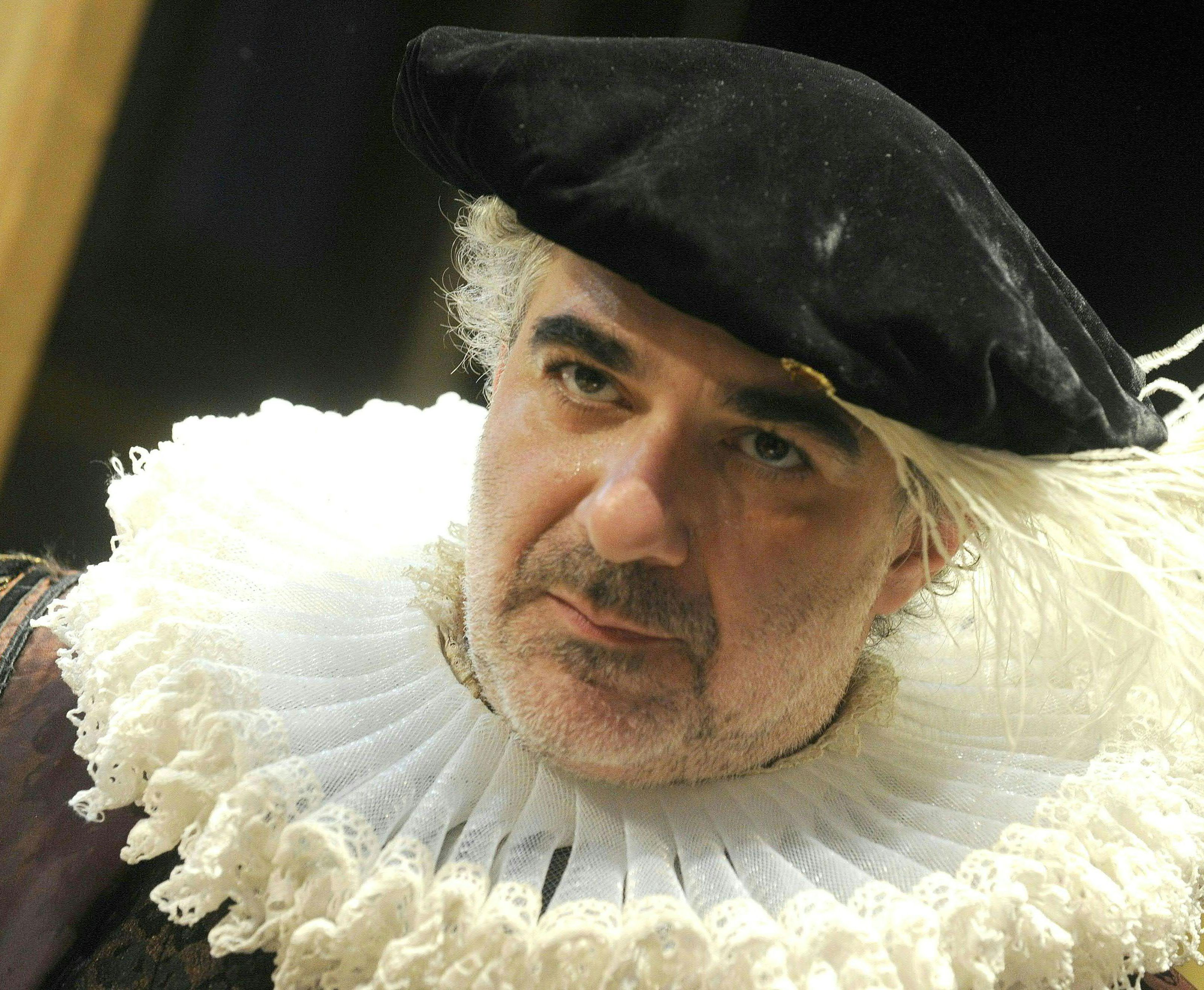 Sehr erfolgreich mit Shakespeare-Stücken im Globe Wien: Michael Niavarani Sehr erfolgreich mit Shakespeare-Stücken im Globe Wien: Michael Niavarani