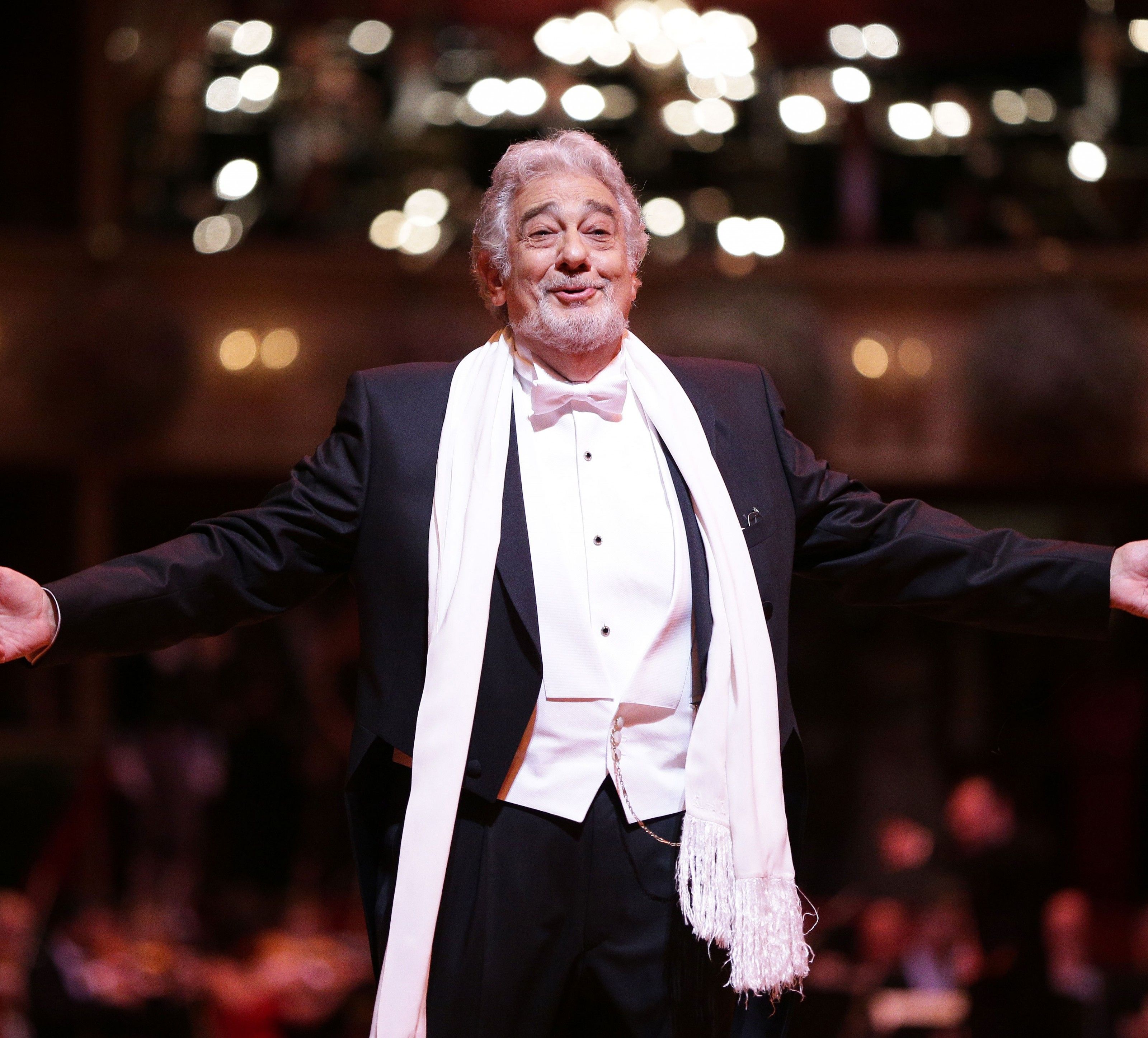 Placido Domingos "Aida" im Fußballstadion wird auf 2018 verschoben Placido Domingos "Aida" im Fußballstadion wird auf 2018 verschoben