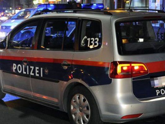 Die Ermittlungen der Polizei laufen. Die Ermittlungen der Polizei laufen.