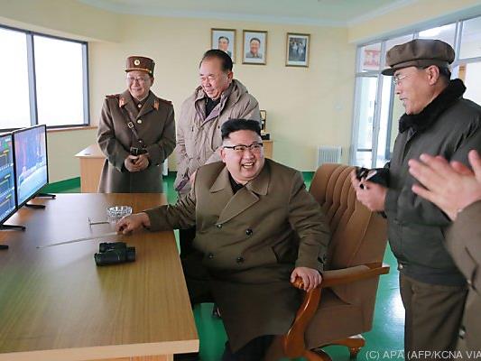 Kim Jong-un begeistert von seinen Raketentests