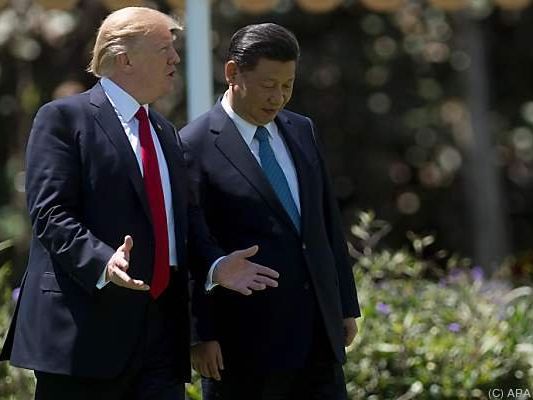 Xi Jinping telefonierte mit US-Präsident Donald Trump Xi Jinping telefonierte mit US-Präsident Donald Trump