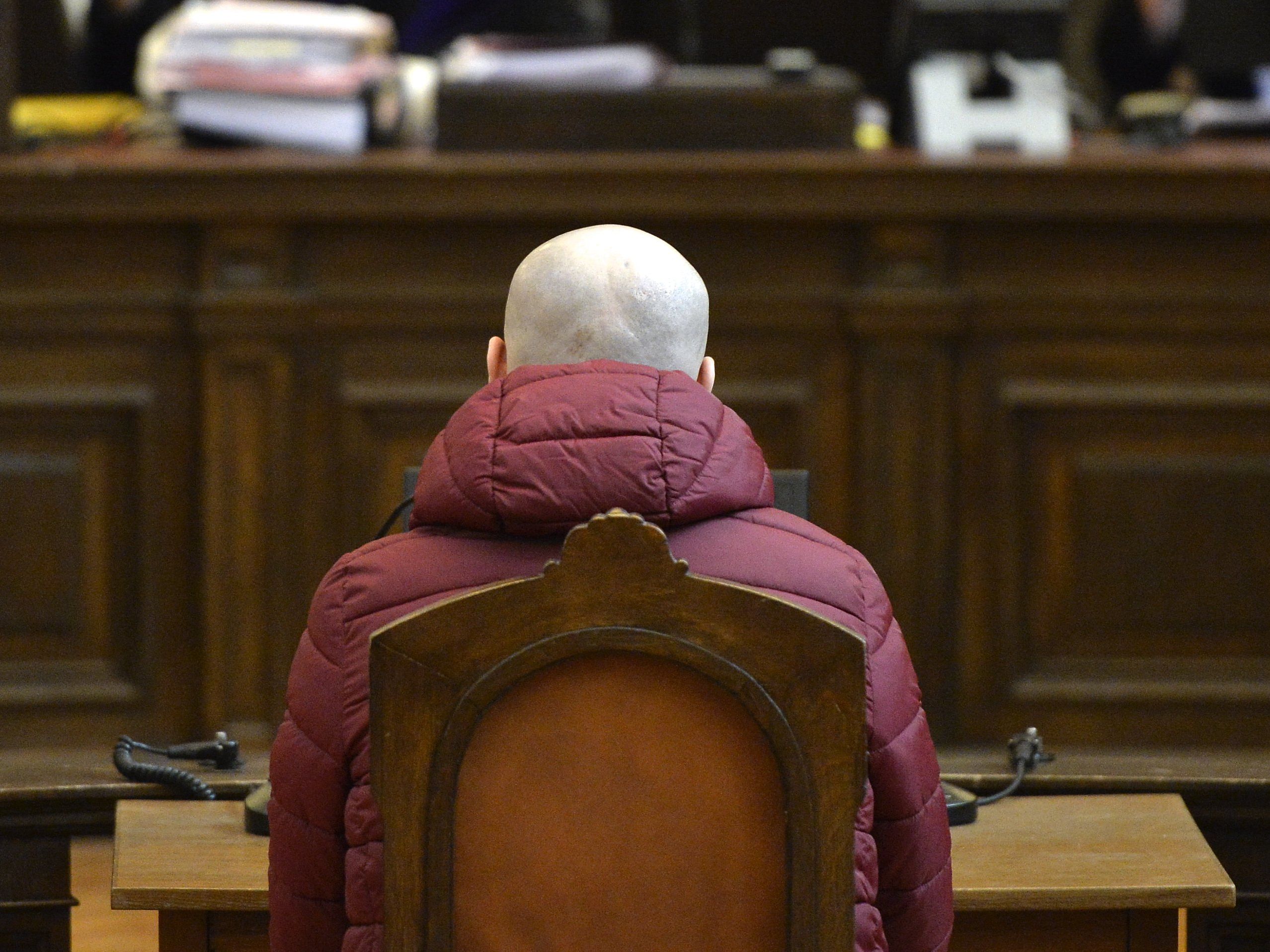 Der 23-Jährige wurde nach der Attacke mit einem Stanley-Messer zu 15 Jahren Haft verurteilt. Der 23-Jährige wurde nach der Attacke mit einem Stanley-Messer zu 15 Jahren Haft verurteilt.