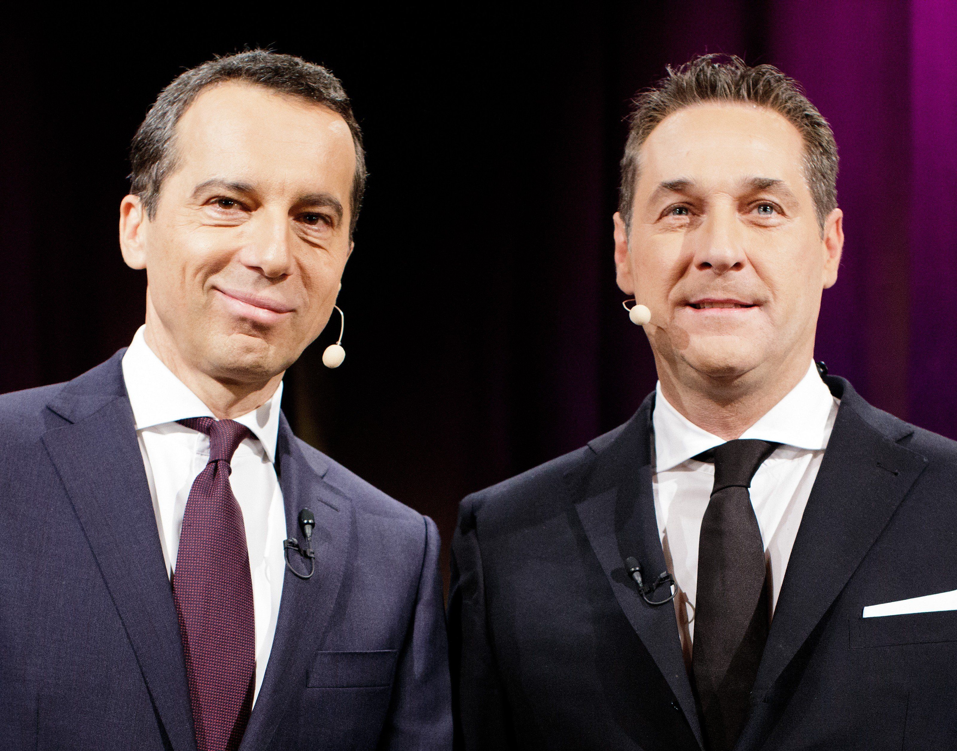 Sonntagsfrage: FPÖ: 32%, SPÖ 30%, ÖVP 21%, Grüne 9%, Neos 5%. Sonntagsfrage: FPÖ: 32%, SPÖ 30%, ÖVP 21%, Grüne 9%, Neos 5%.