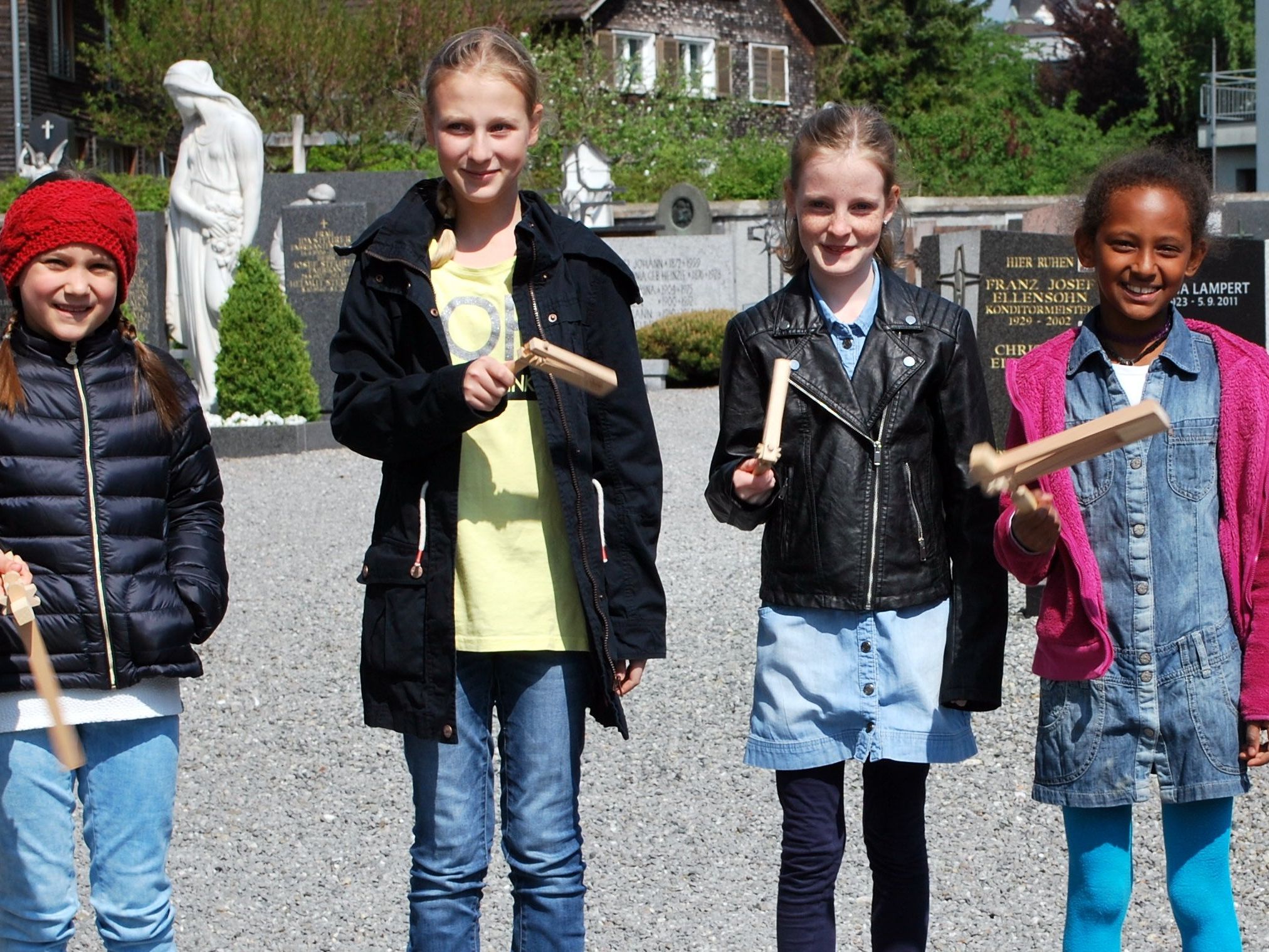 Felicitas, Rafaela, Tabea und Sara Felicitas, Rafaela, Tabea und Sara
