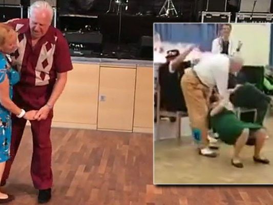 Die Ehrentrauts legen eine derart flotte Sohle aufs Parkett, dass so mancher 20-Jährige nur neidisch werden kann. Die Ehrentrauts legen eine derart flotte Sohle aufs Parkett, dass so mancher 20-Jährige nur neidisch werden kann.