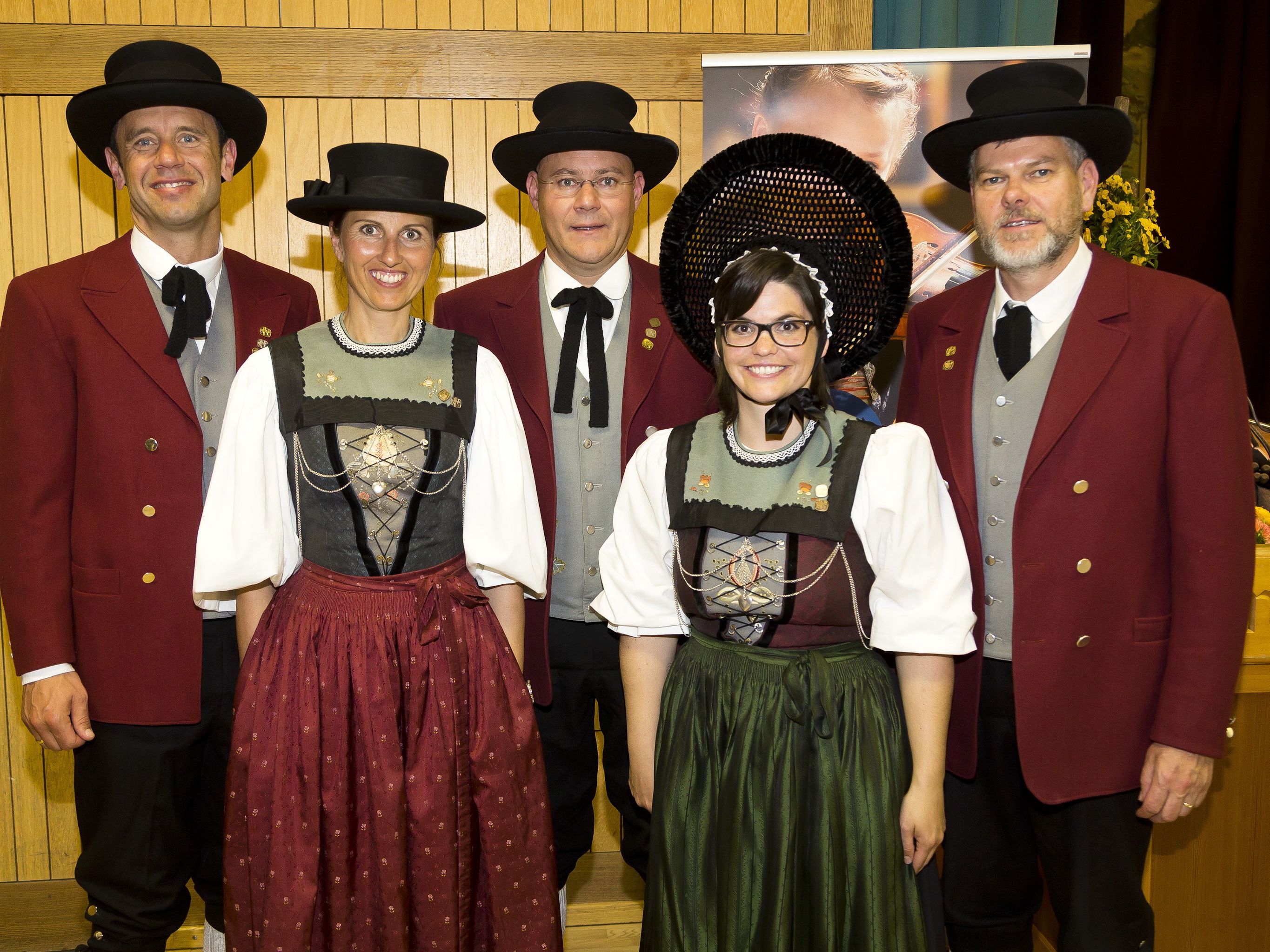 Die Geehrten in "hübscher" Begleitung Die Geehrten in "hübscher" Begleitung