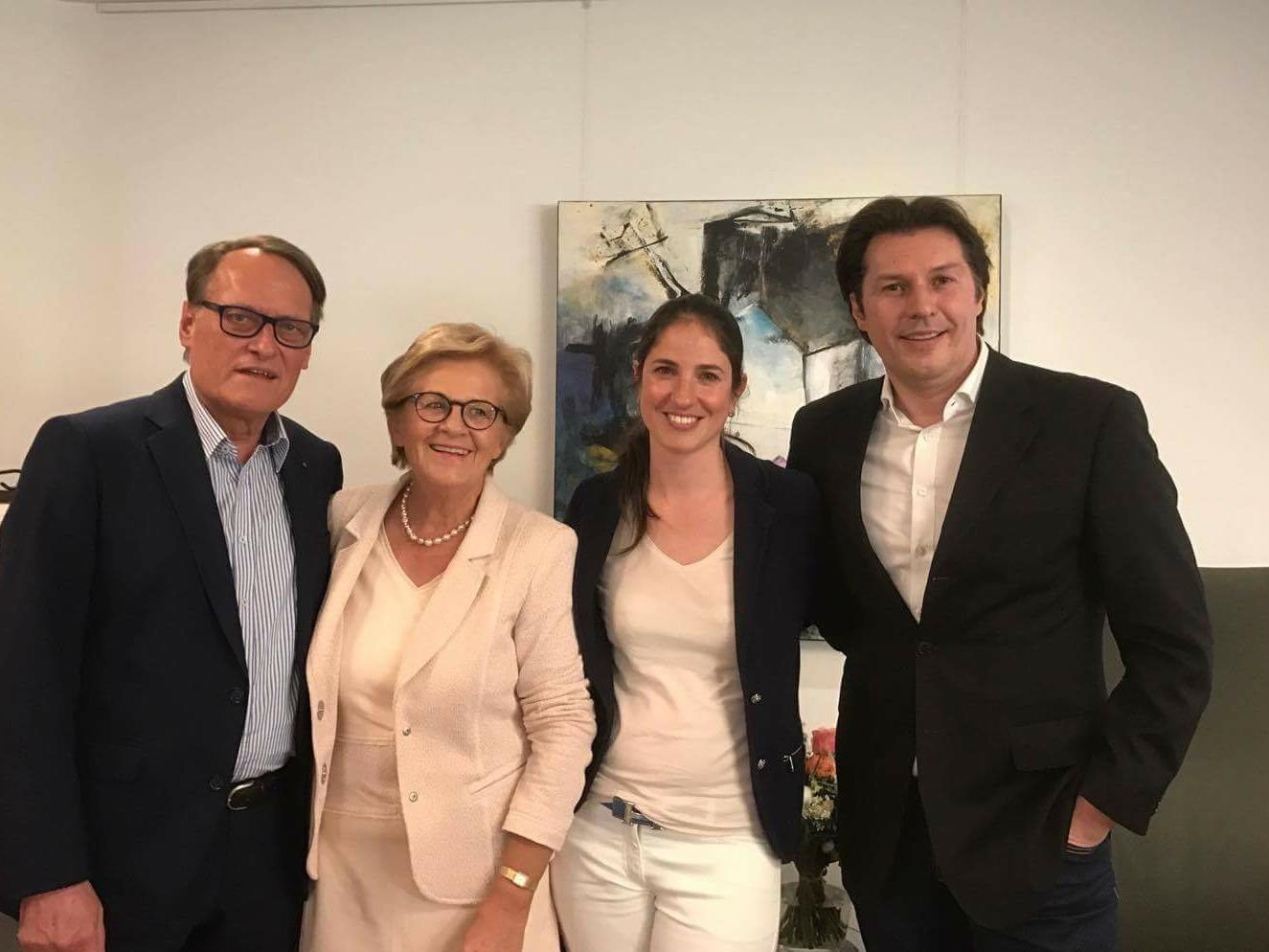 Landtagsvizepräsident Ernst Hagen, Melly Grabher, die neue Obfrau Corinna Mandjik und Martin Fitz.