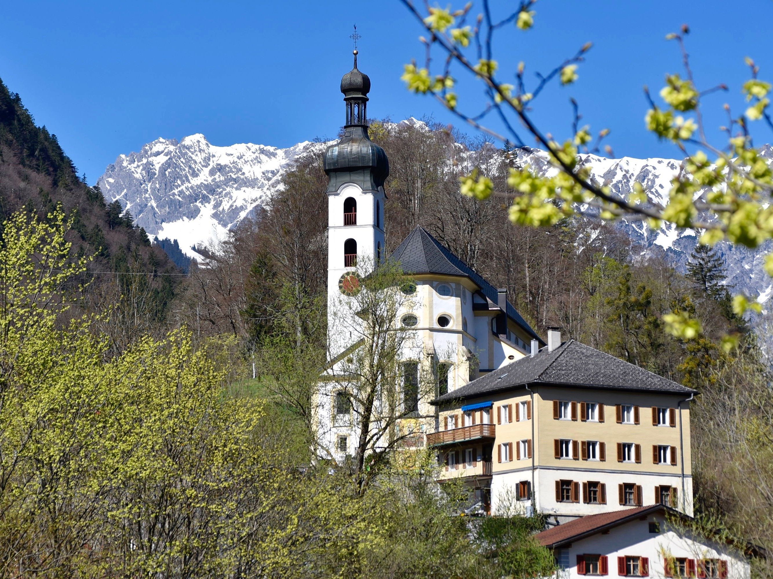 Pfarrkirche Tschagguns, am Palmsonntag 2017 Pfarrkirche Tschagguns, am Palmsonntag 2017
