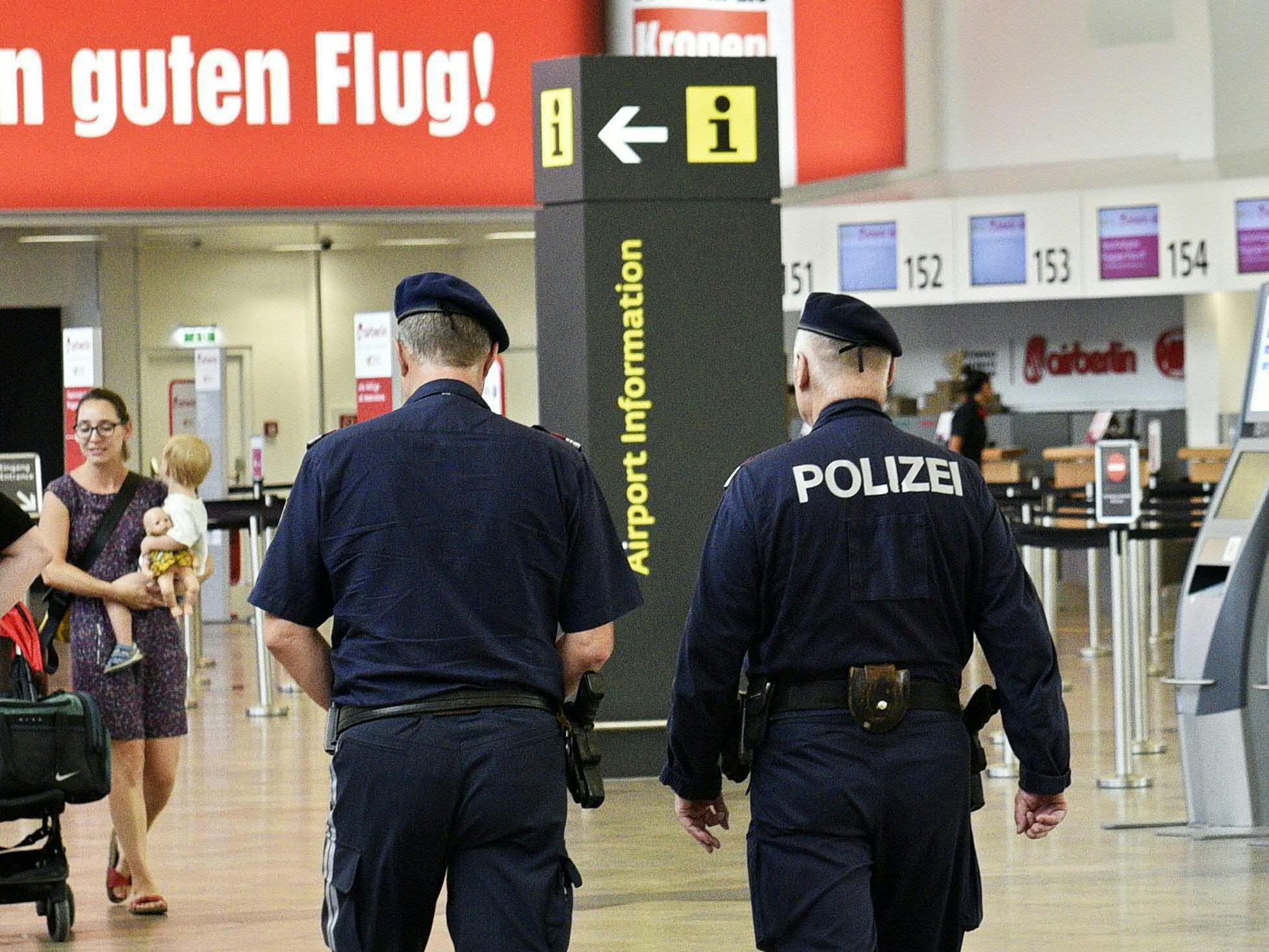 Behörden überprüfen mögliche Verbindungen des deutschen Soldaten nach Österreich Behörden überprüfen mögliche Verbindungen des deutschen Soldaten nach Österreich