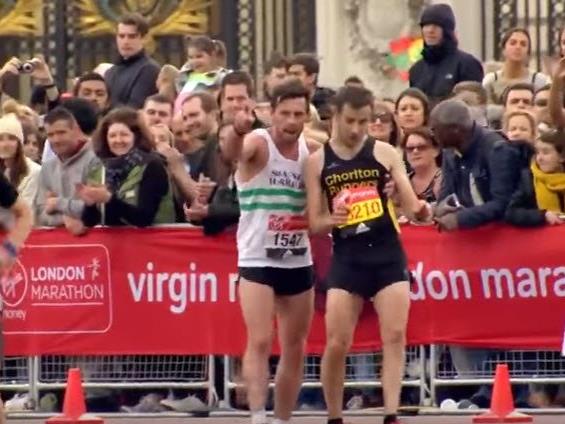 Rührende Momente beim Londoner Marathon. - © YouTube