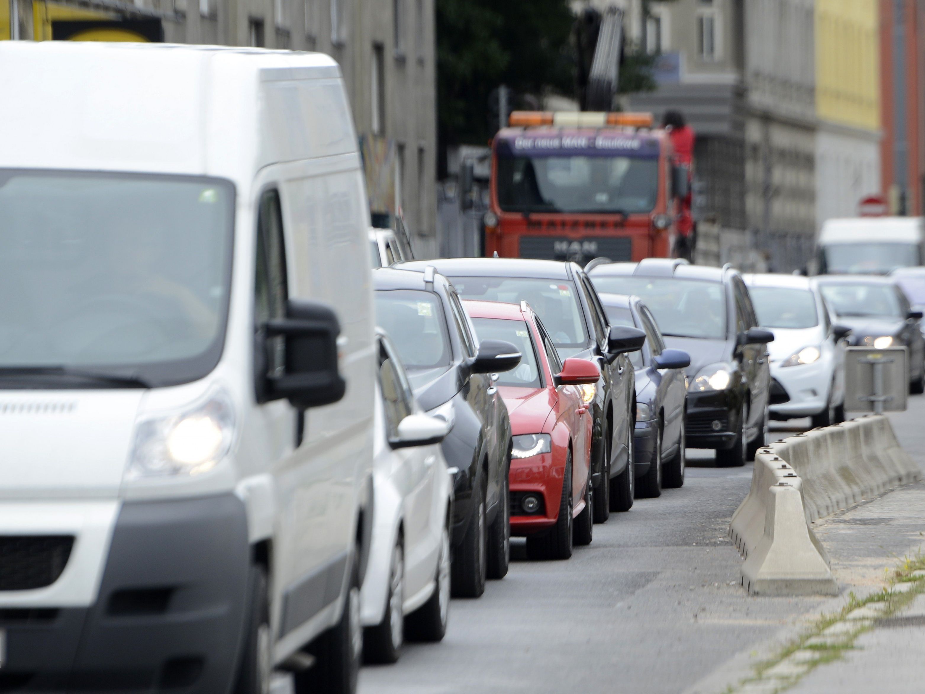Wegen einer Großdemo droht am Samstag Stau Wegen einer Großdemo droht am Samstag Stau