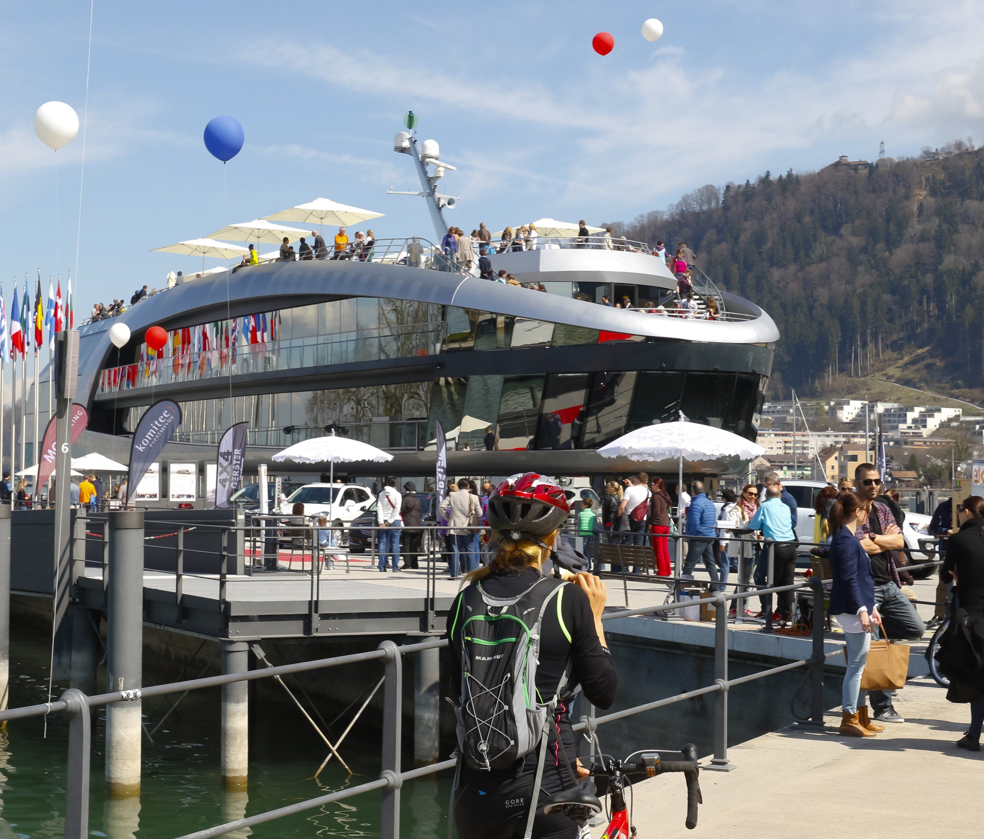 Rund 581.000 Passagiere und 4,86 Mio. Euro Umsatz - Saisonstart am Palmsonntag. Rund 581.000 Passagiere und 4,86 Mio. Euro Umsatz - Saisonstart am Palmsonntag.