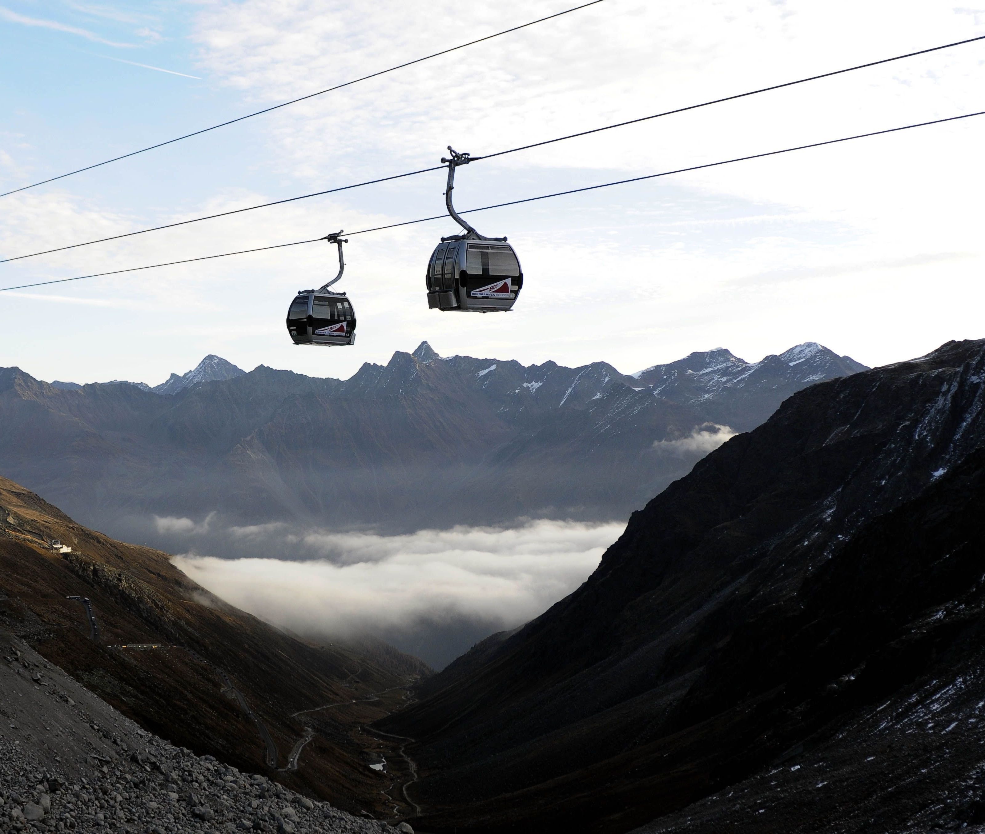 Die NEOS wünschen sich eine Seilbahn zwischen Ottakring und Hütteldorf. Die NEOS wünschen sich eine Seilbahn zwischen Ottakring und Hütteldorf.
