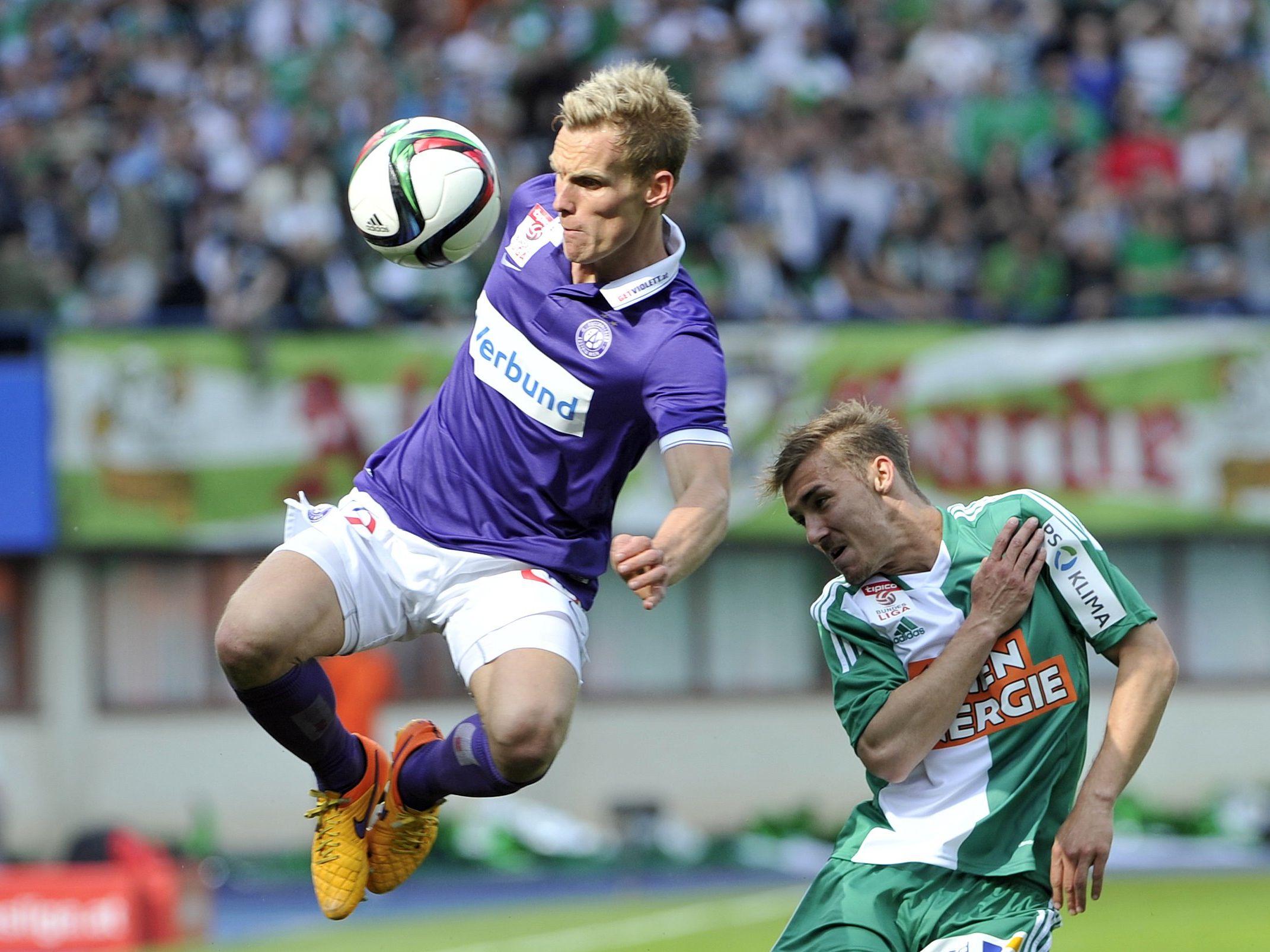 Salamons Vertrag wurde von der Wiener Austria bis 2019 verlängert. Salamons Vertrag wurde von der Wiener Austria bis 2019 verlängert.