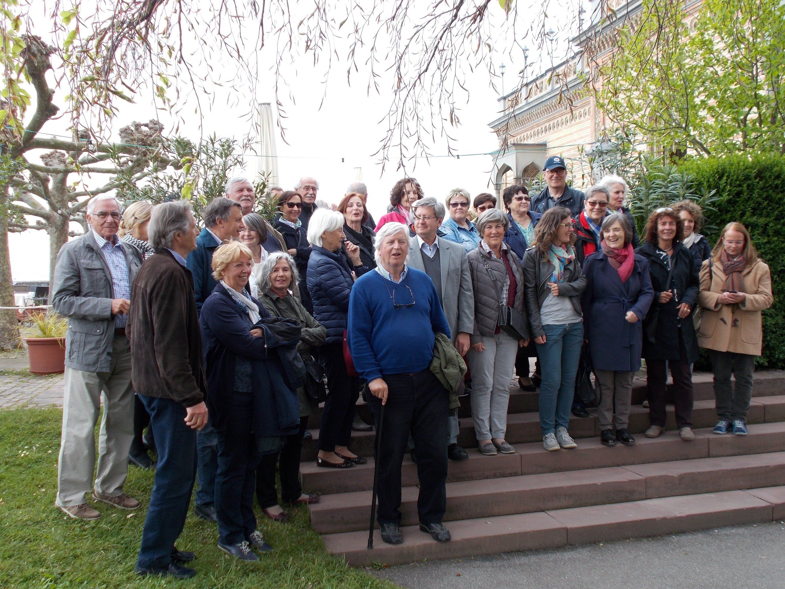 Auf die Spuren der Grafen von Montfort begab sich eine Reisegruppe der VHS Hohenems Auf die Spuren der Grafen von Montfort begab sich eine Reisegruppe der VHS Hohenems