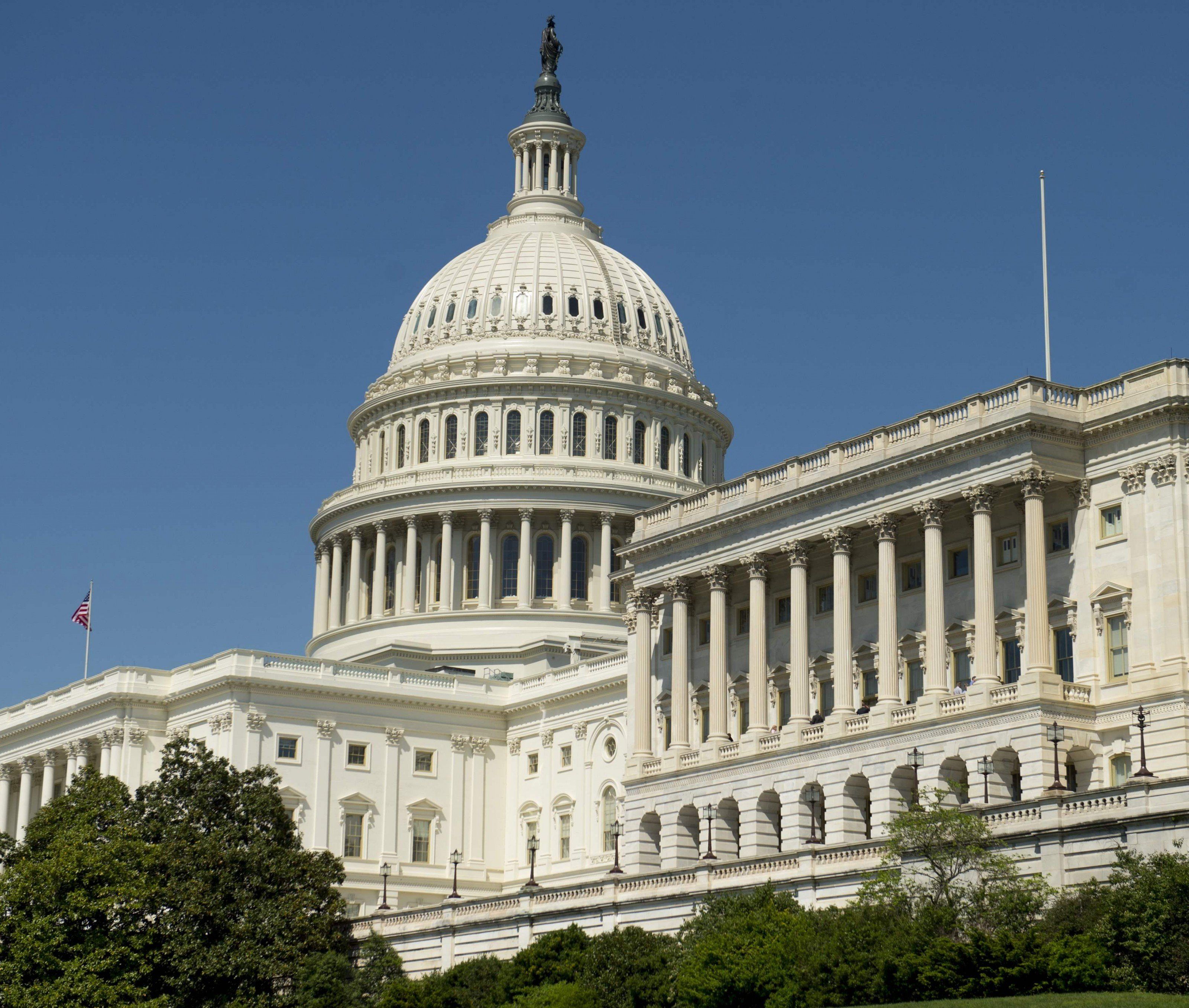 Das US-Repräsentantehaus hat sich mit knapper mehrheit für das Aus von "Obamacare" entschieden. Das US-Repräsentantehaus hat sich mit knapper mehrheit für das Aus von "Obamacare" entschieden.