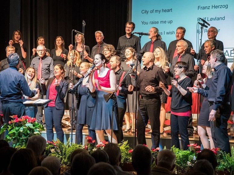 Die beiden Chöre sorgten für ausverkaufte Säle in Bludenz und Alberschwende. Die beiden Chöre sorgten für ausverkaufte Säle in Bludenz und Alberschwende.
