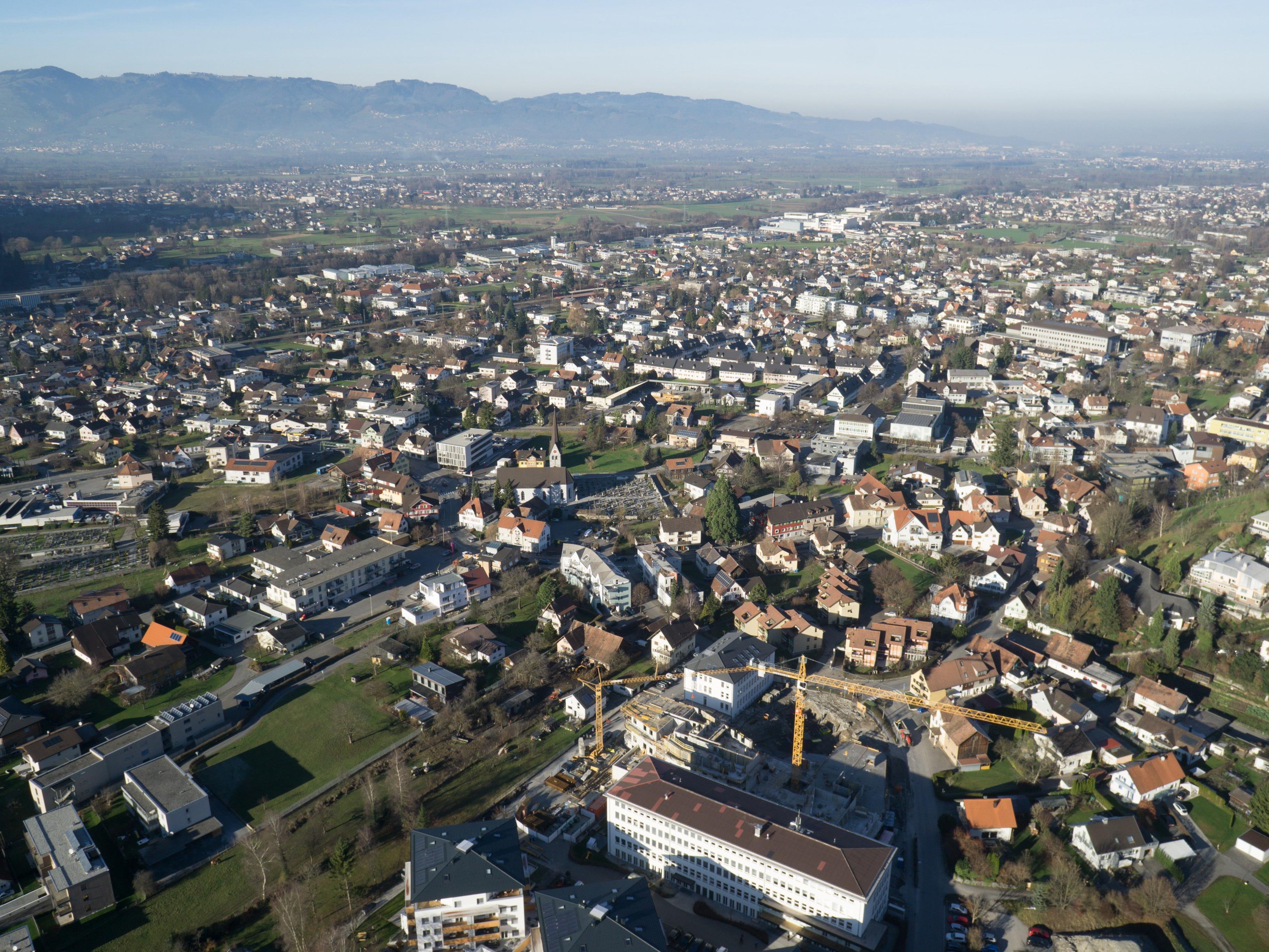 Mit der Drohne über dem Wirtschaftspark-Areal in Götzis.